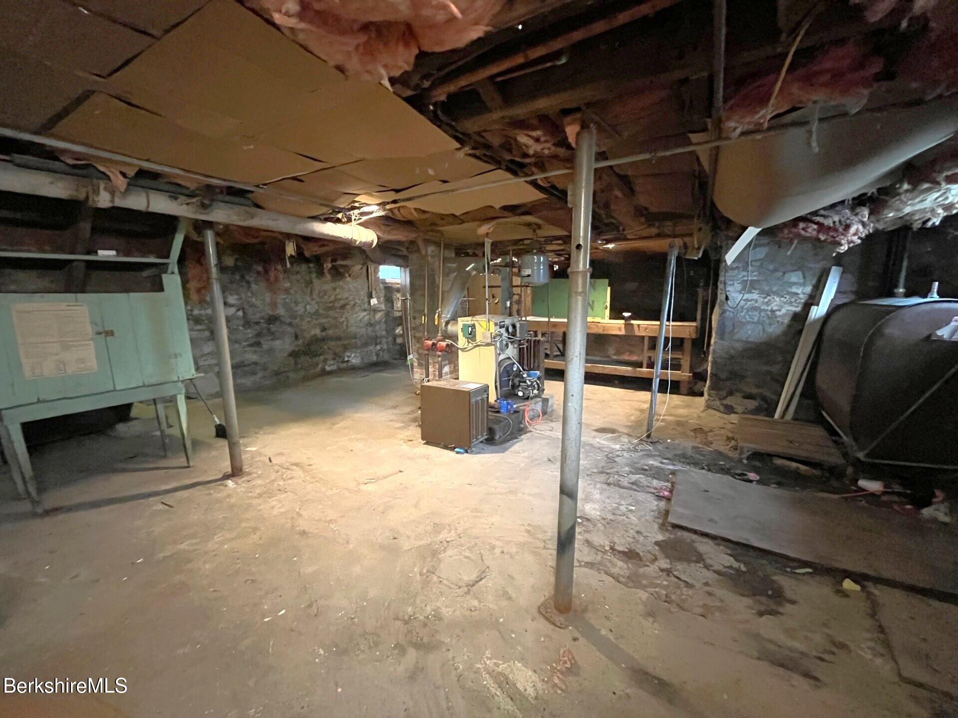33 Brooklyn St, North Adams, Massachusetts image 29