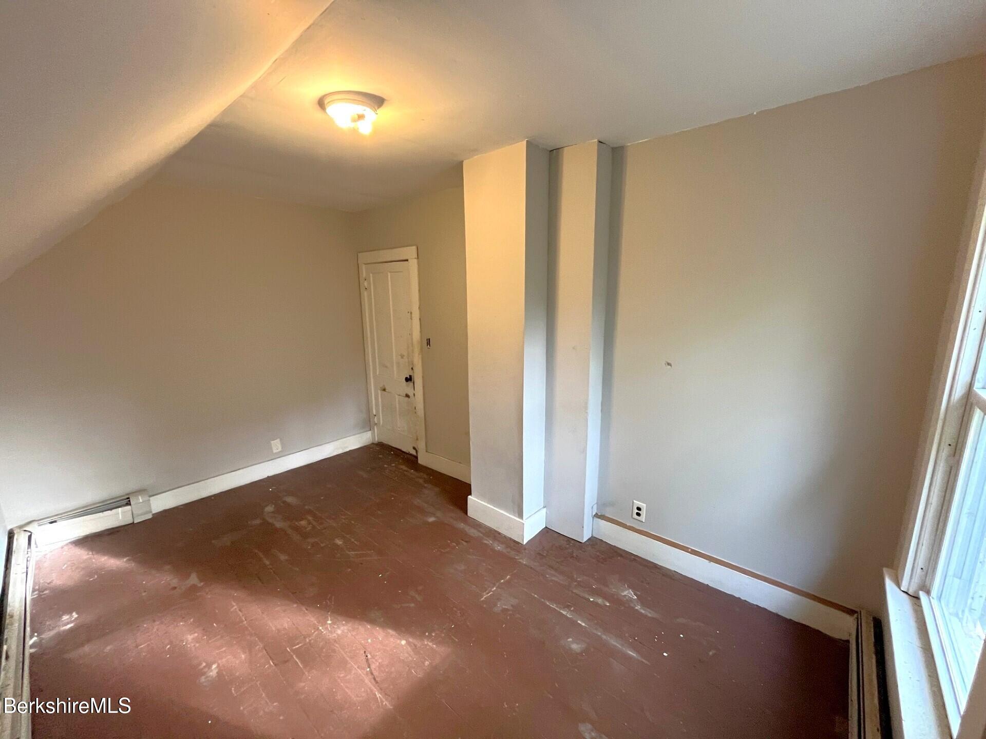 33 Brooklyn St, North Adams, Massachusetts image 19