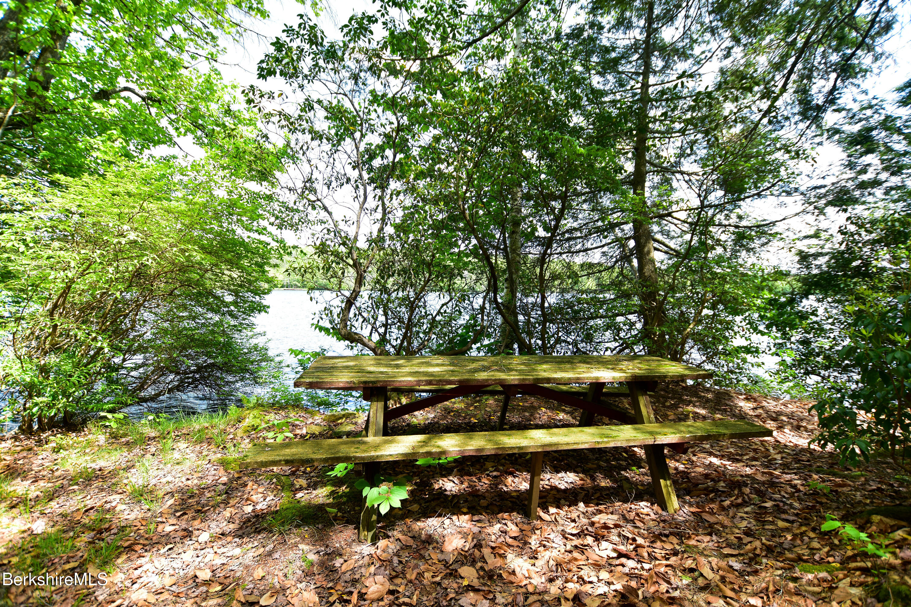 18 Osceola Dr, Becket, Massachusetts image 14