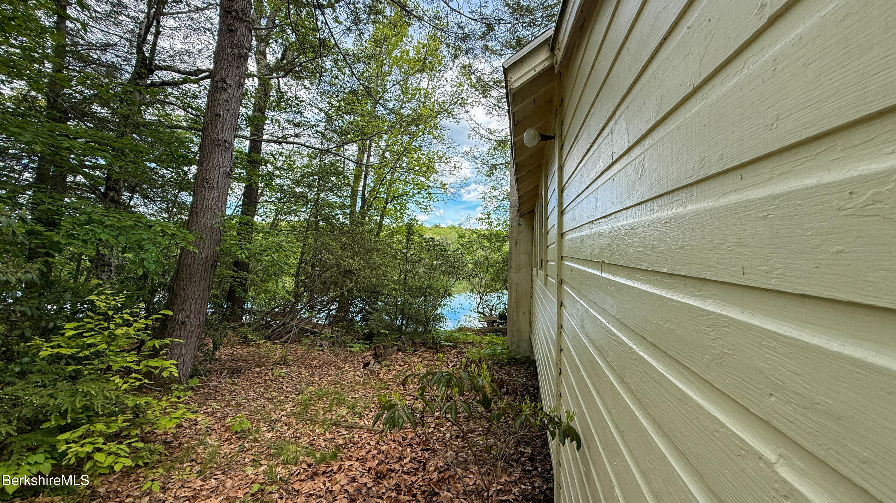 18 Osceola Dr, Becket, Massachusetts image 13