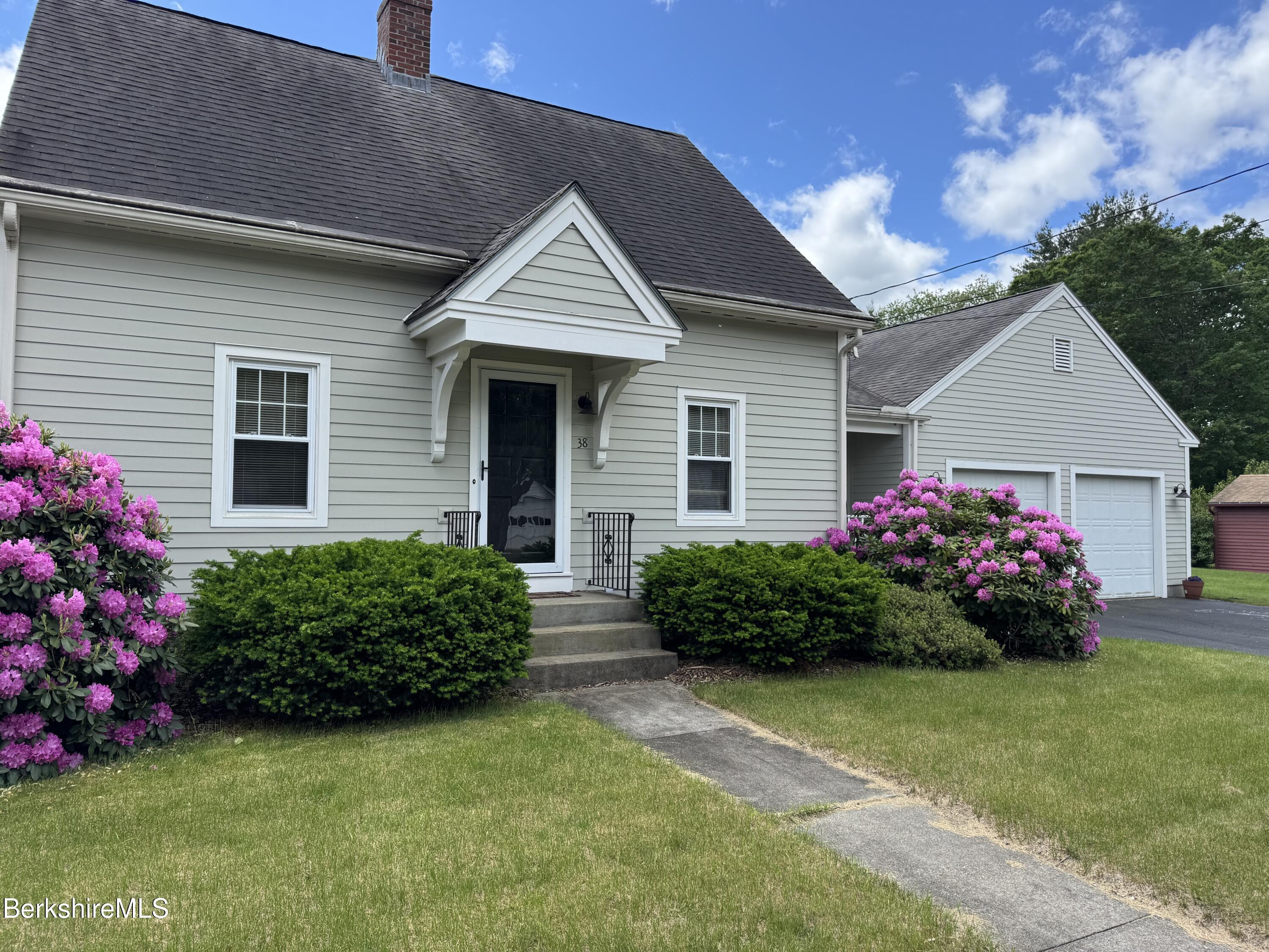 38 Ferrante Ave, Greenfield, Massachusetts image 2