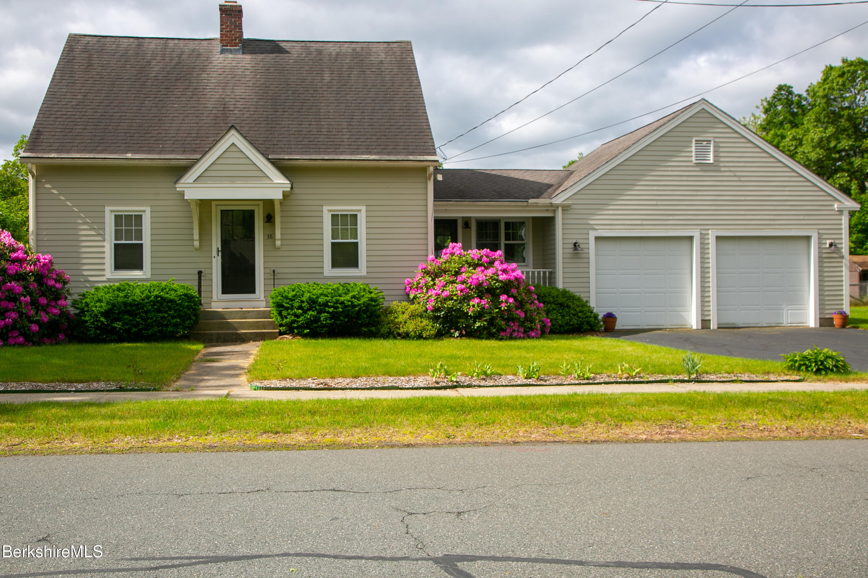 38 Ferrante Ave, Greenfield, Massachusetts image 1