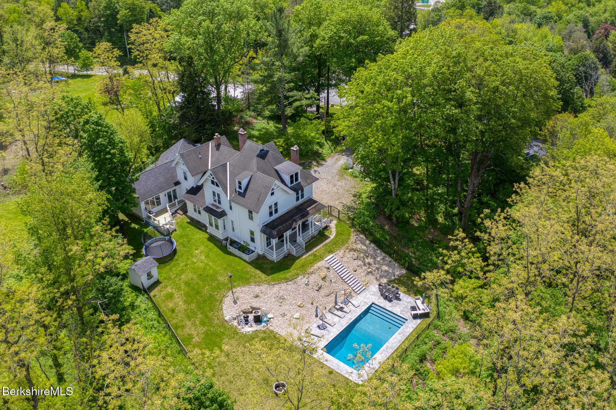 21 Stockbridge Rd, West Stockbridge, Massachusetts image 3