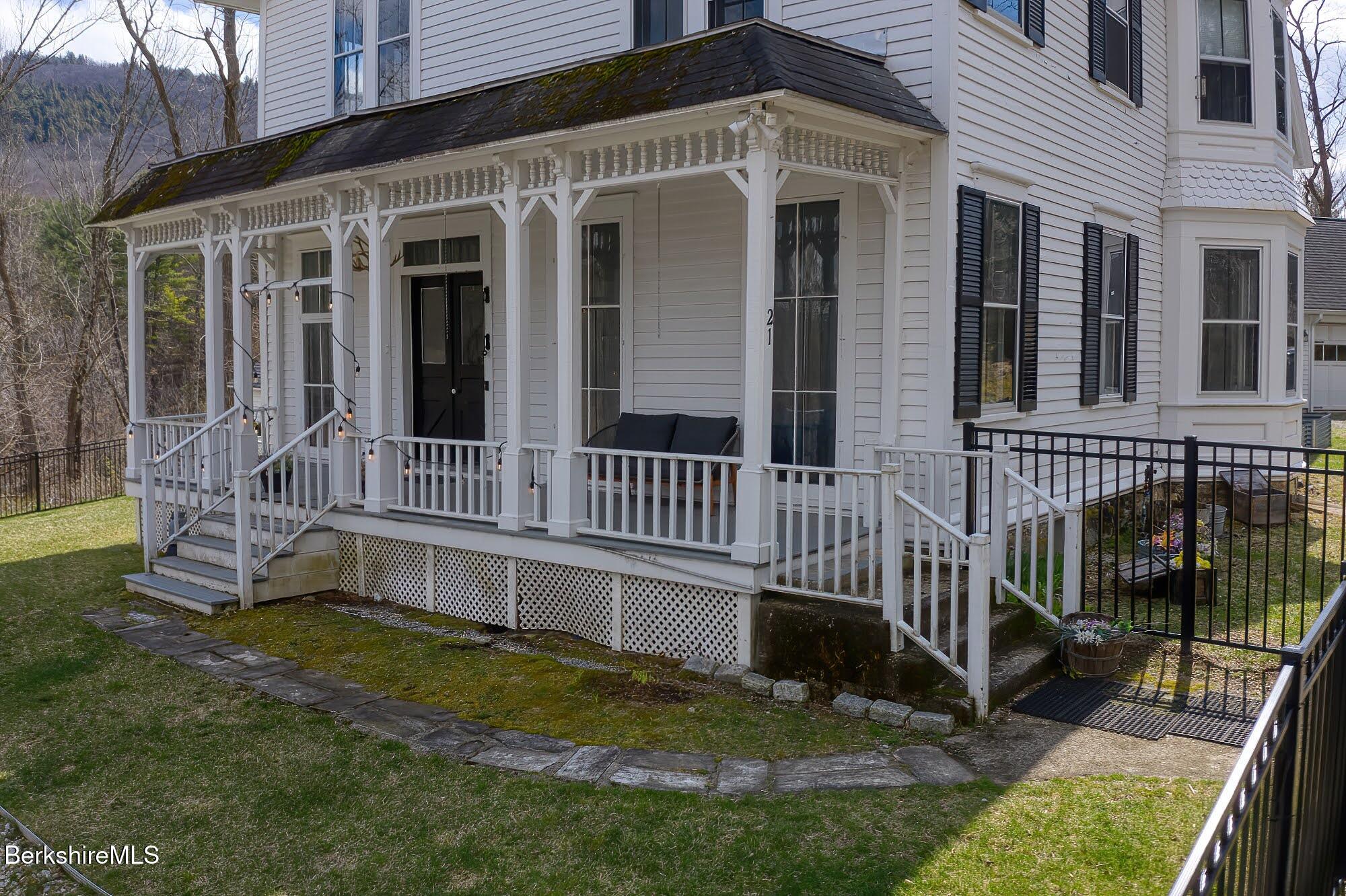 21 Stockbridge Rd, West Stockbridge, Massachusetts image 49