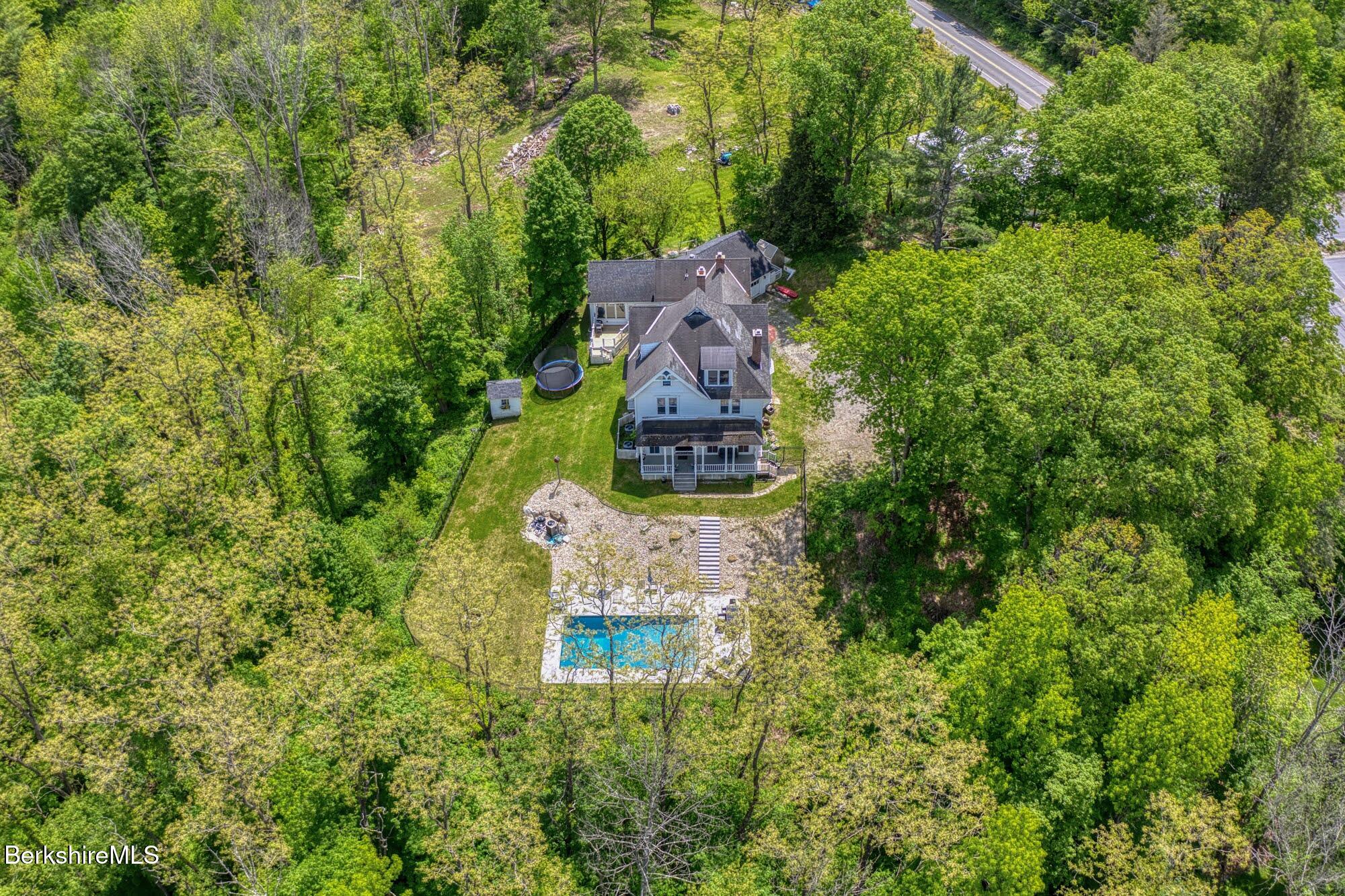 21 Stockbridge Rd, West Stockbridge, Massachusetts image 4