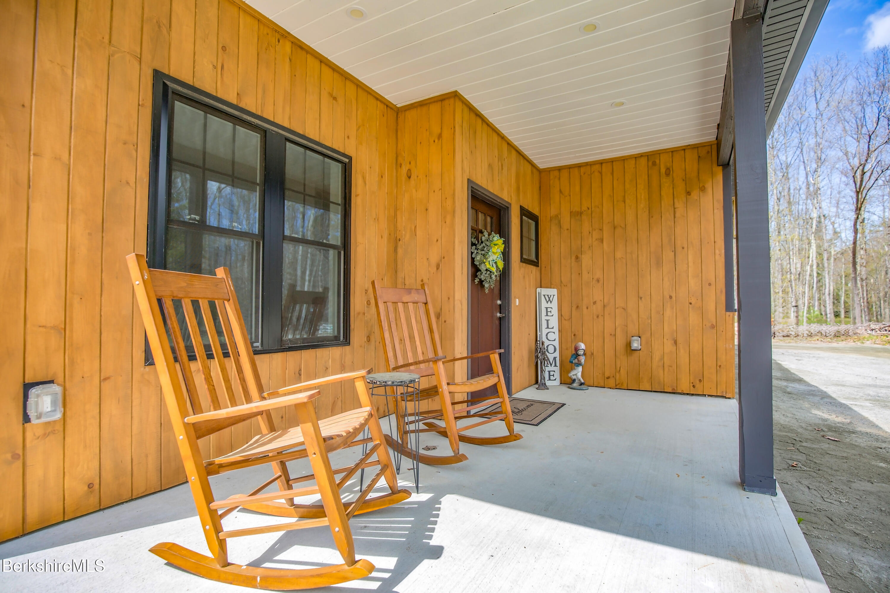 56 Otis-tolland Rd, Blandford, Massachusetts image 2