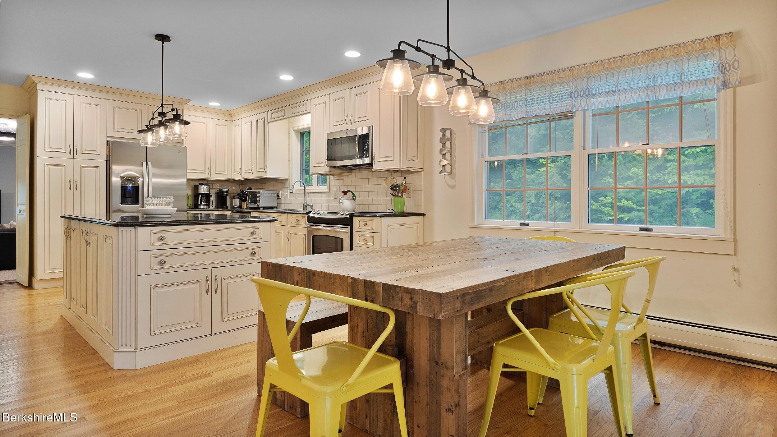 2345 Swamp Rd, Richmond, Massachusetts image 8