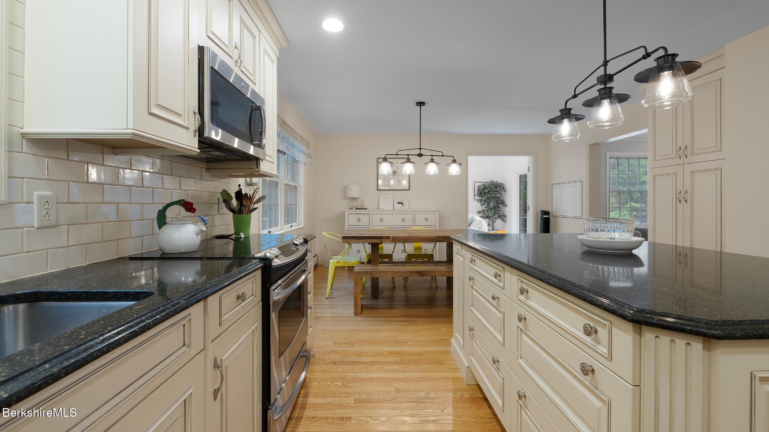2345 Swamp Rd, Richmond, Massachusetts image 6