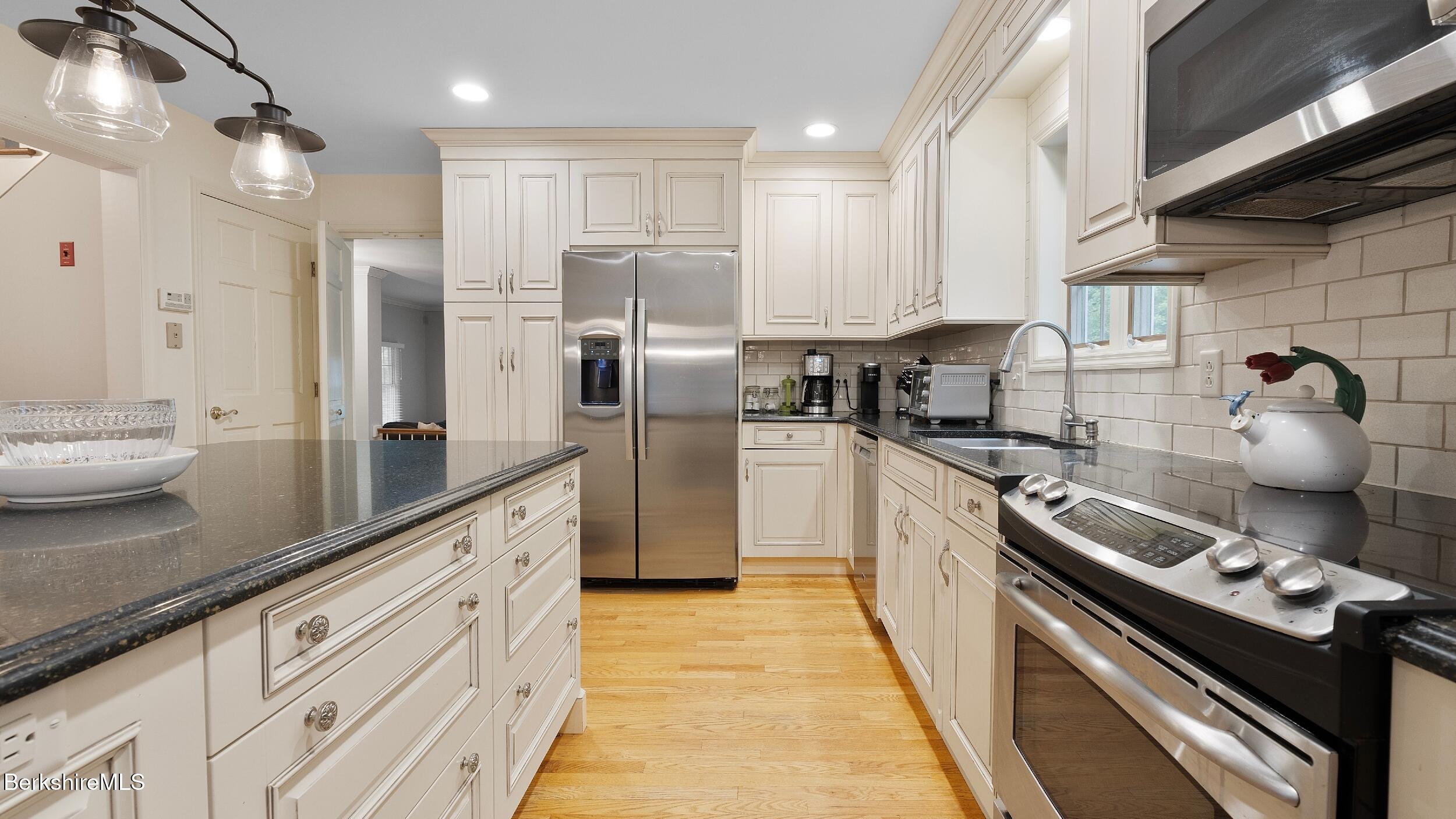 2345 Swamp Rd, Richmond, Massachusetts image 7