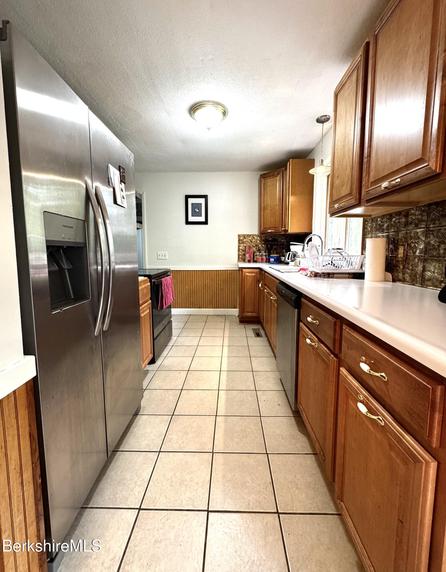732 Main St, Becket, Massachusetts image 23