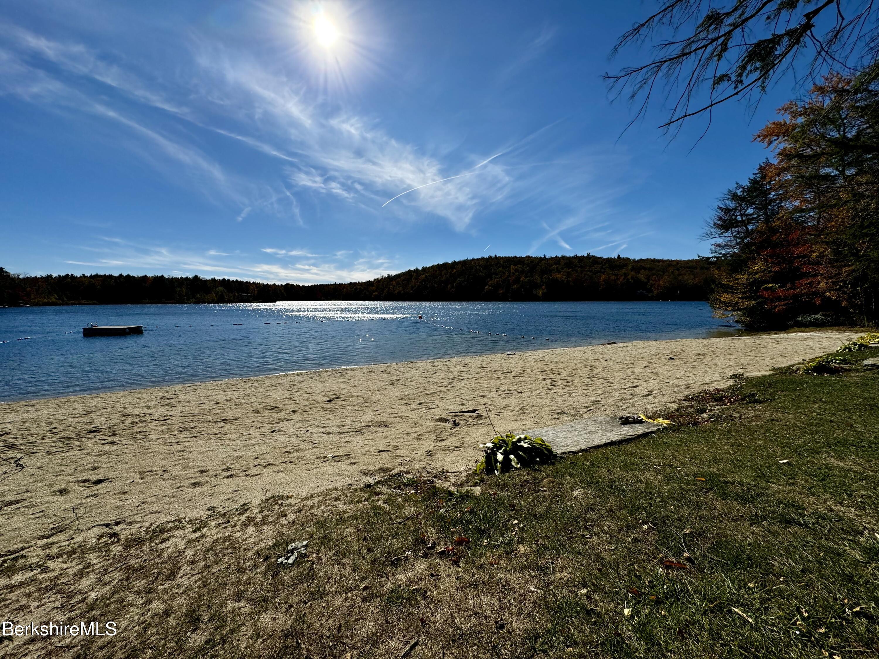732 Main St, Becket, Massachusetts image 34