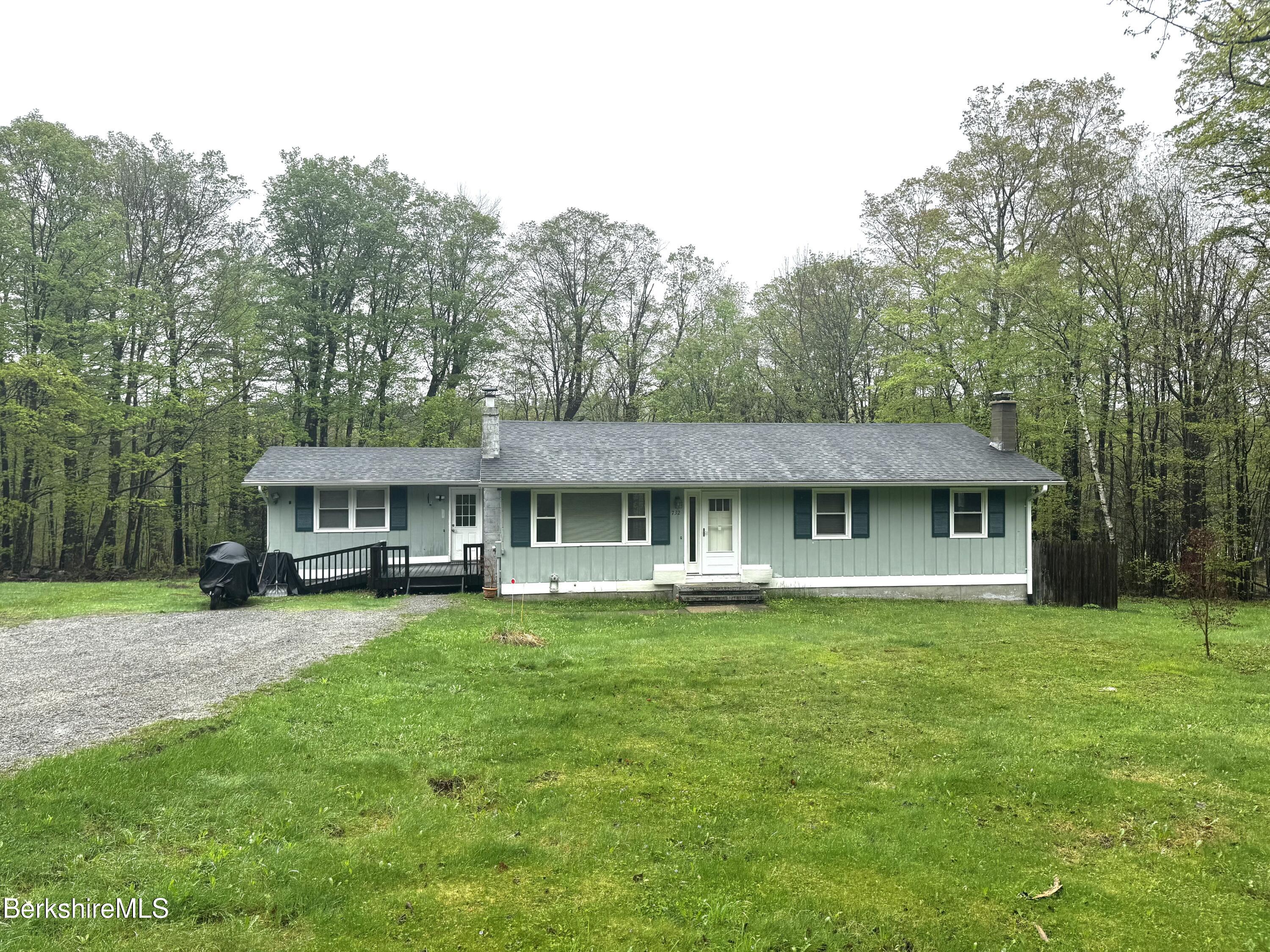 732 Main St, Becket, Massachusetts image 6