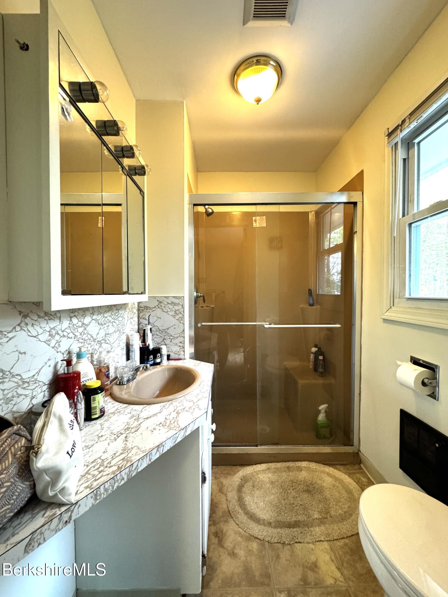 732 Main St, Becket, Massachusetts image 19