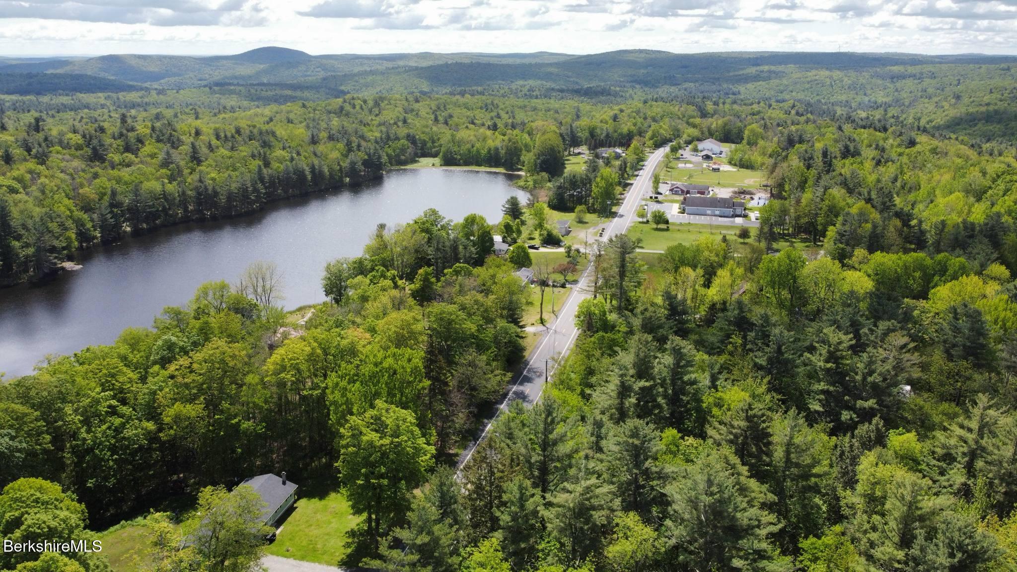 732 Main St, Becket, Massachusetts image 38