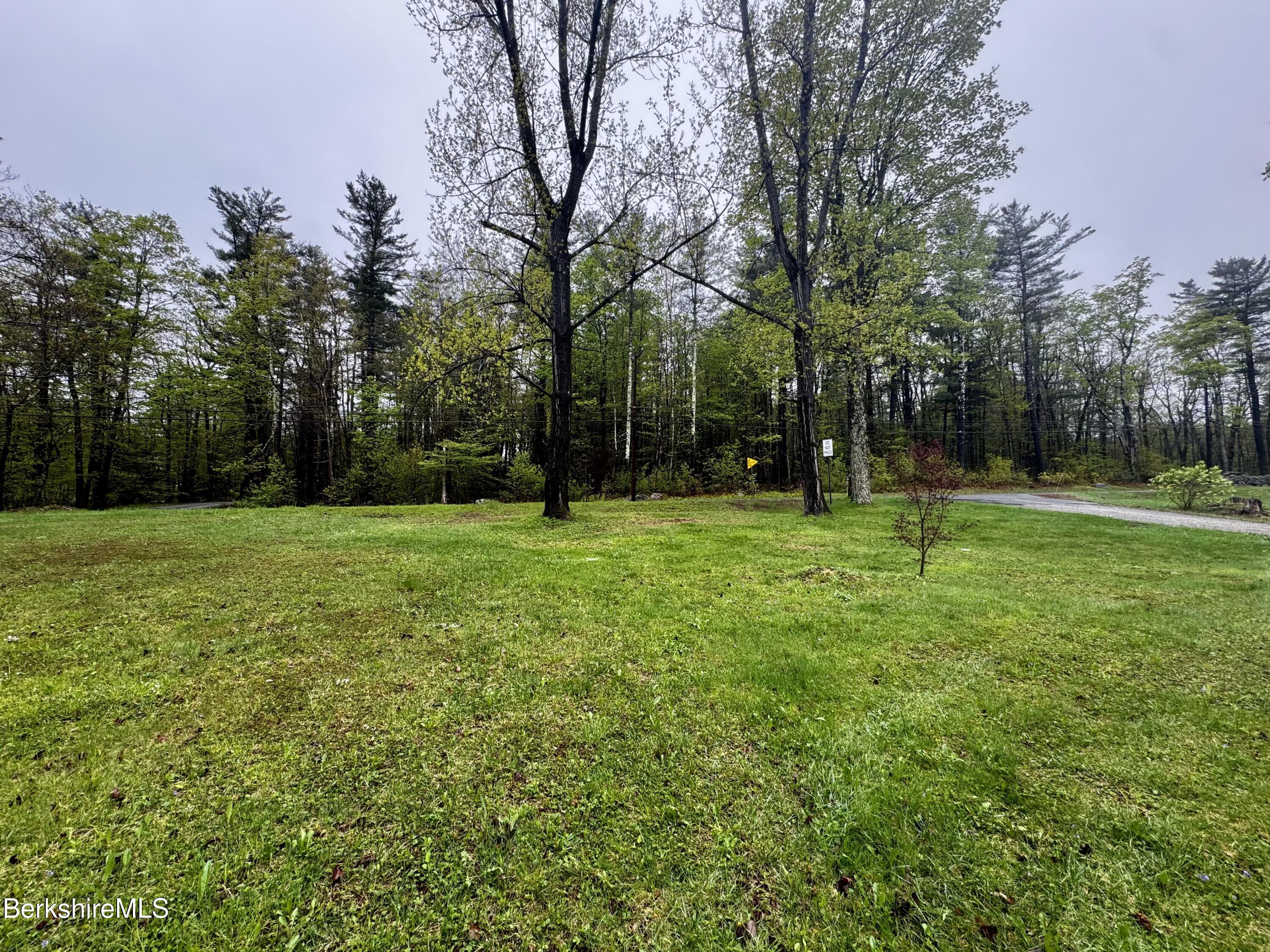 732 Main St, Becket, Massachusetts image 29