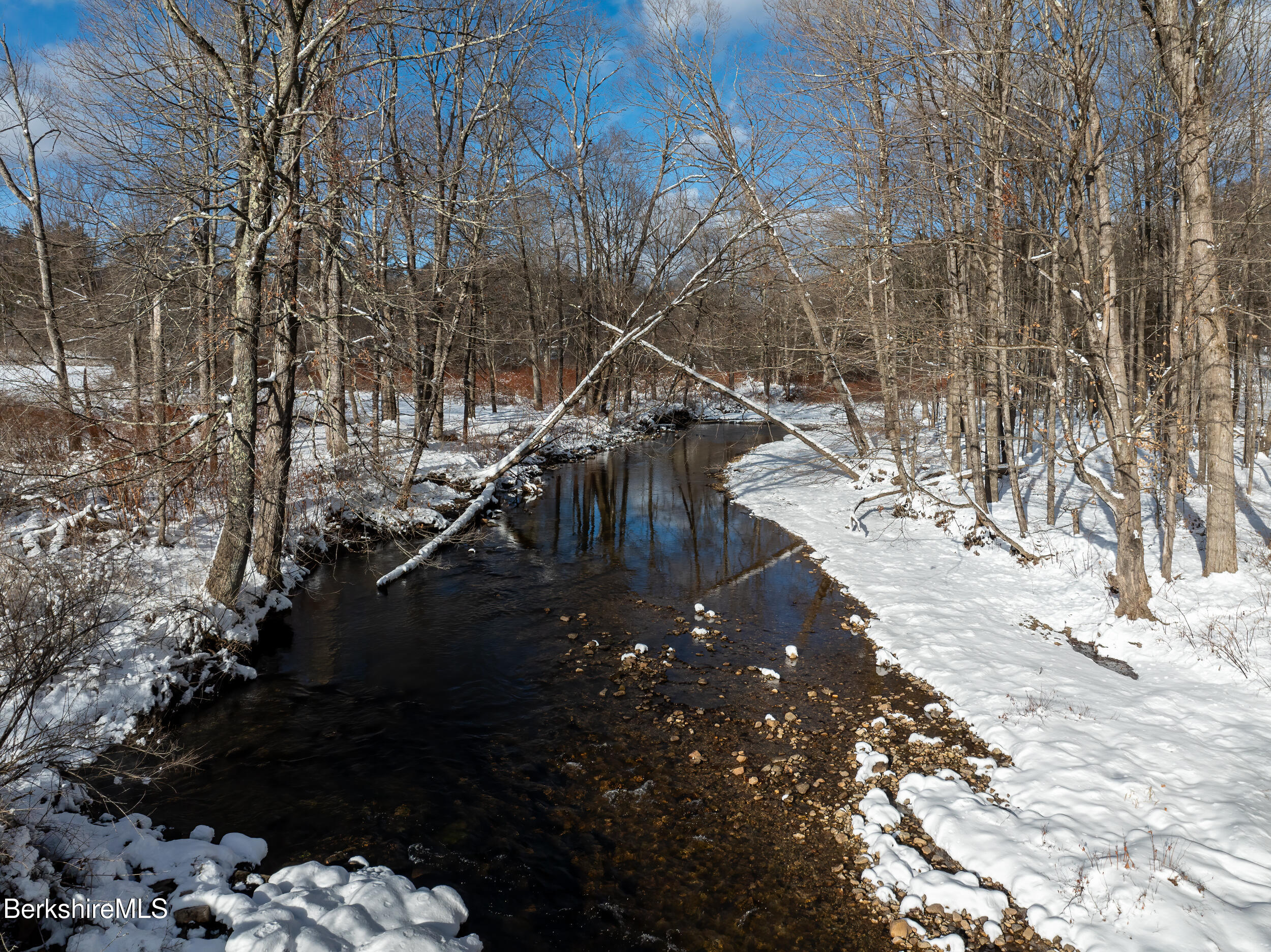 River Rd, Clarksburg, Massachusetts image 4