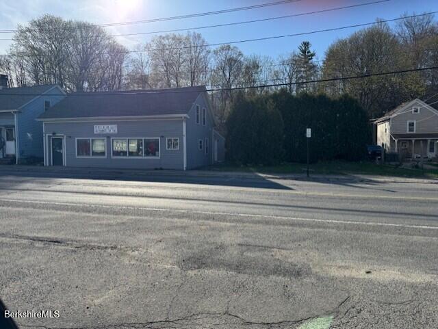 56-58 Columbia St, Adams, Massachusetts image 14