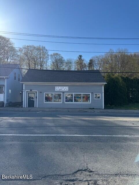 56-58 Columbia St, Adams, Massachusetts image 12