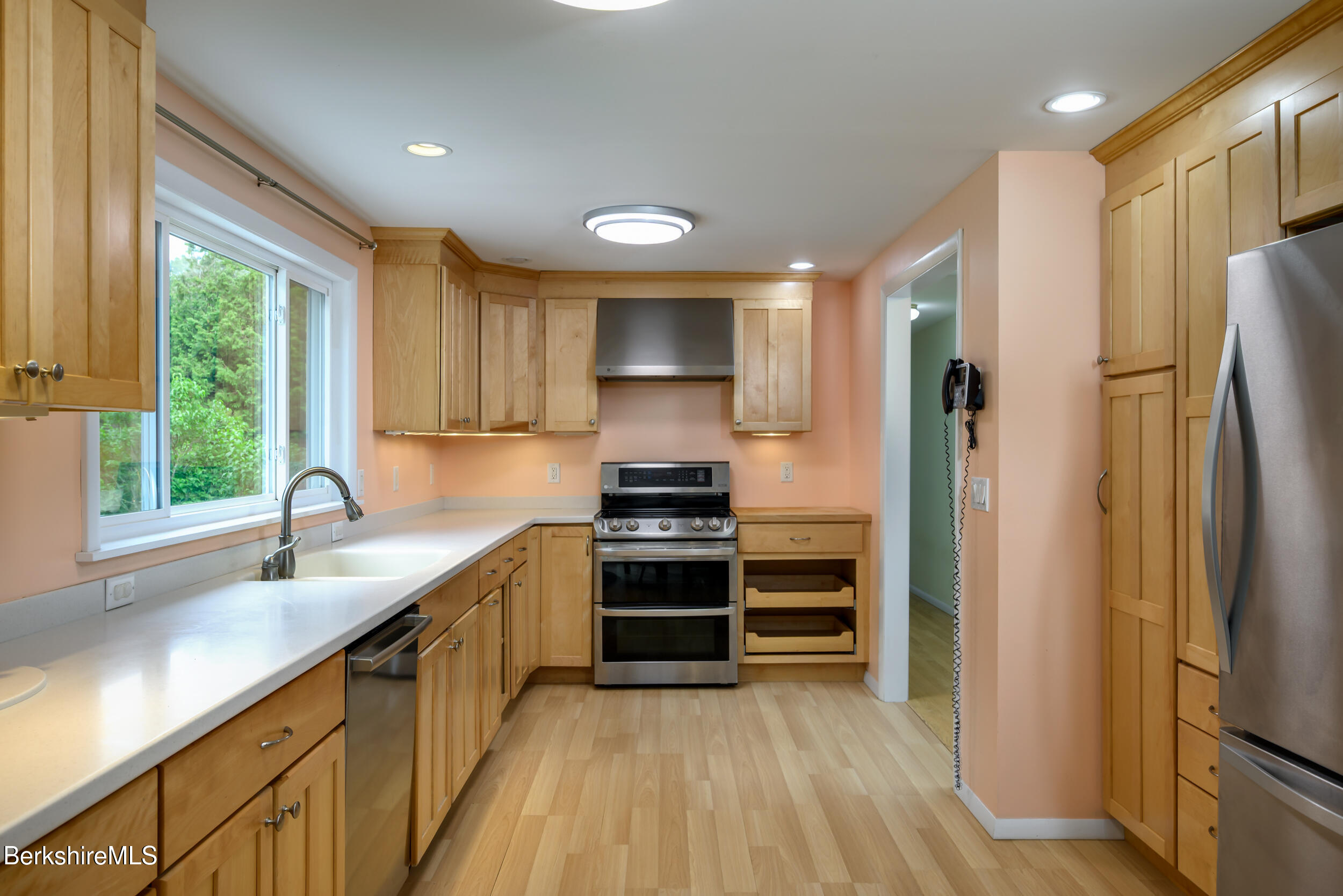 20 Woodlawn Dr, Williamstown, Massachusetts image 12