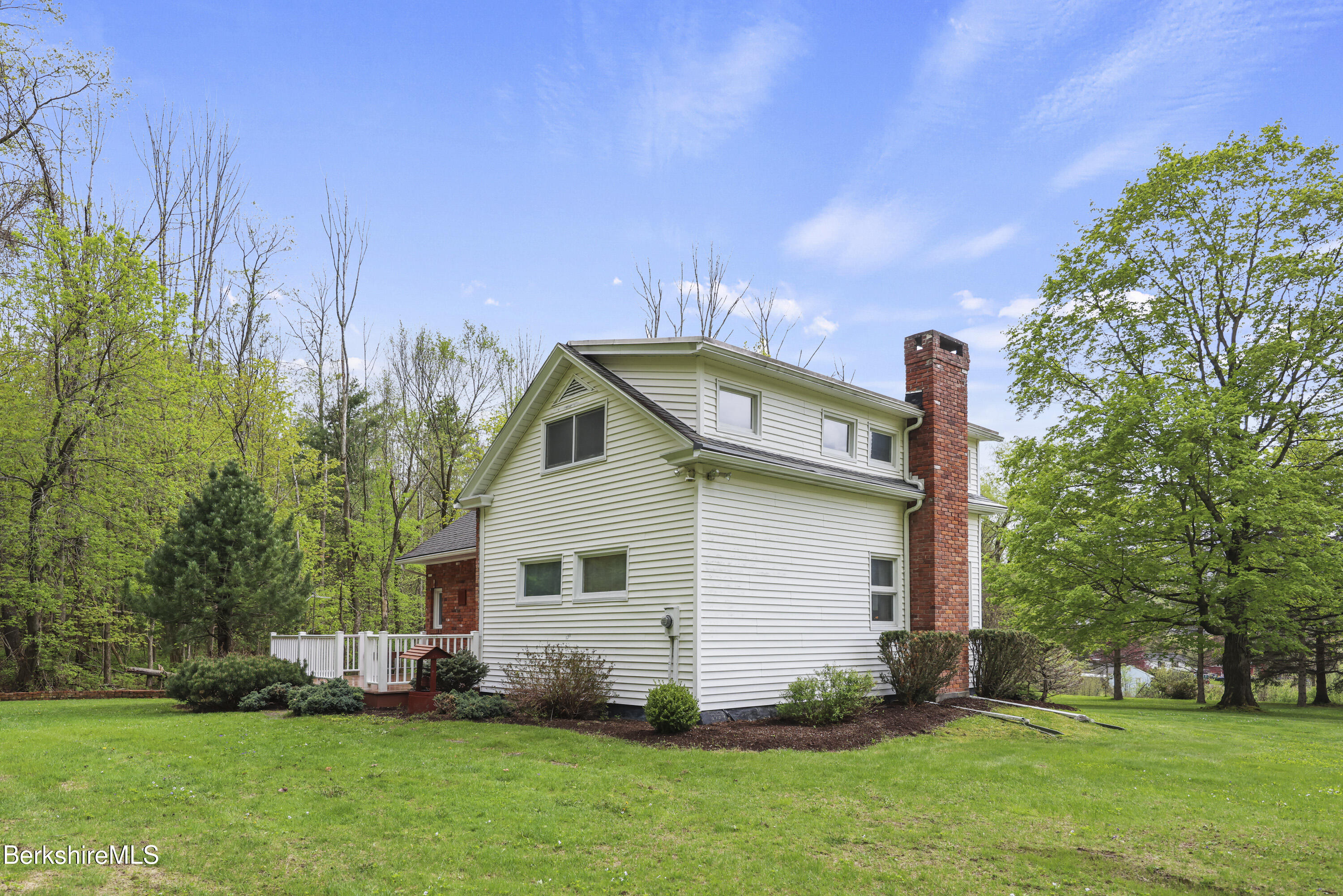 1400 Wells Rd, Cheshire, Massachusetts image 3
