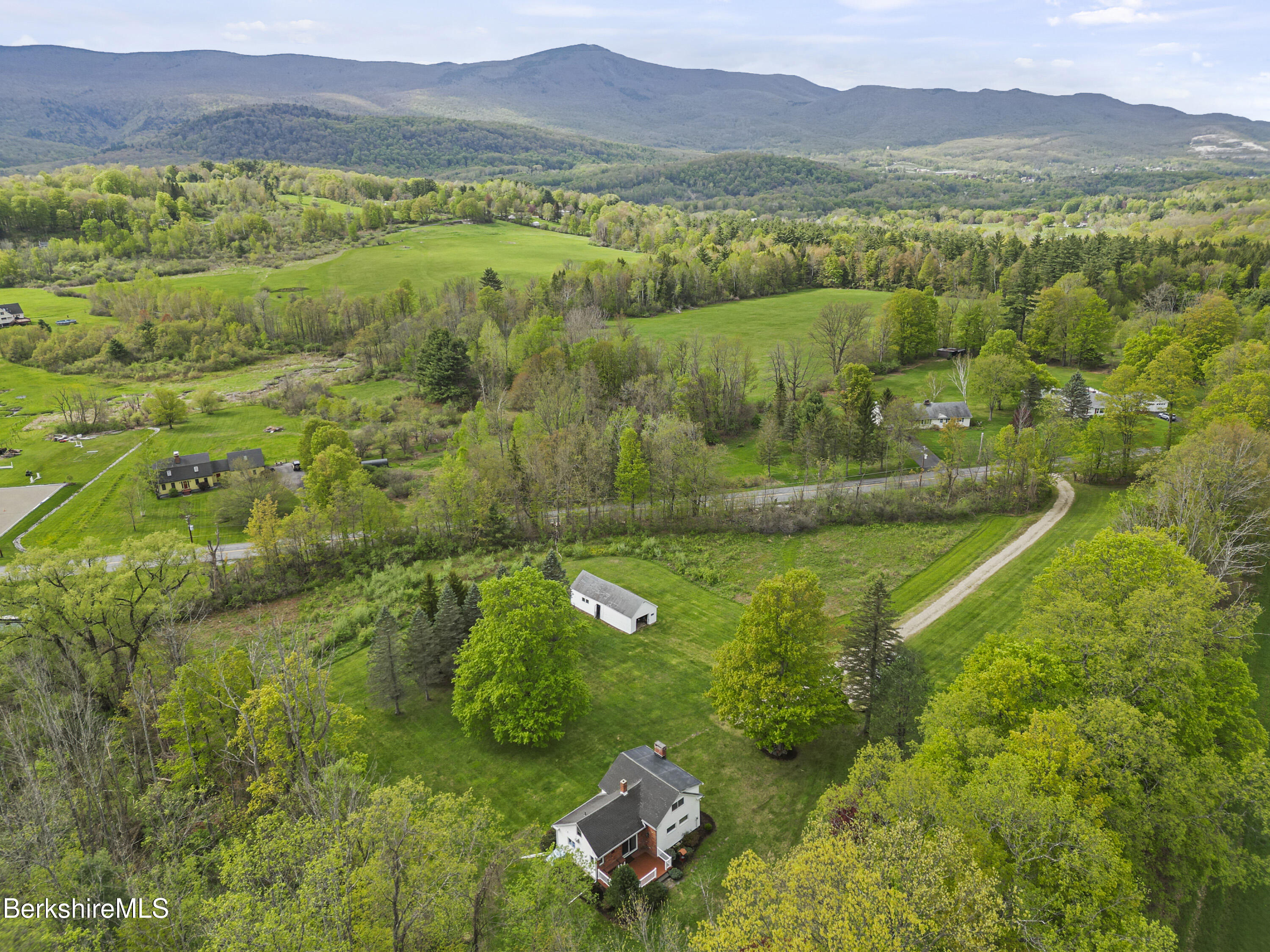 1400 Wells Rd, Cheshire, Massachusetts image 40