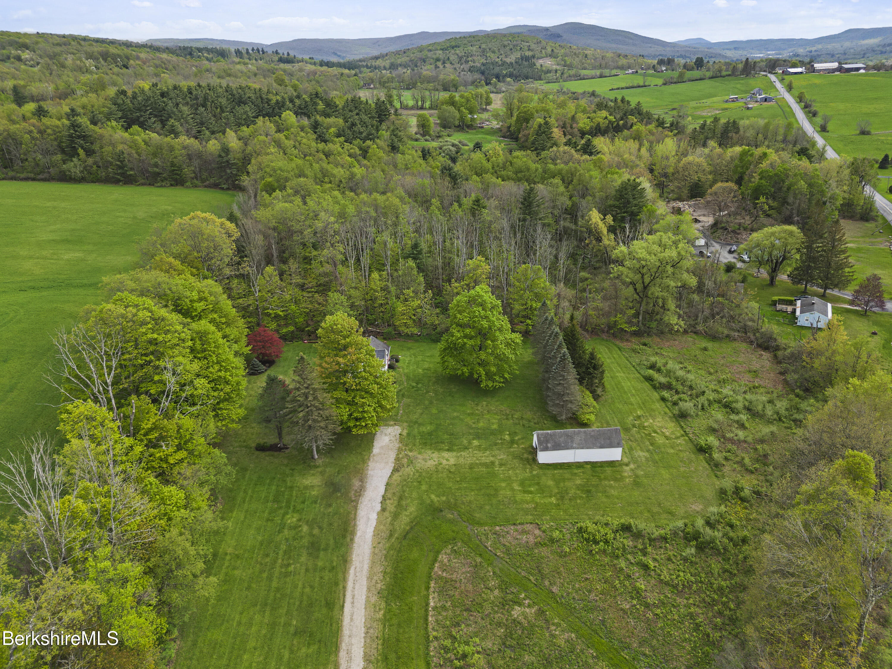 1400 Wells Rd, Cheshire, Massachusetts image 42