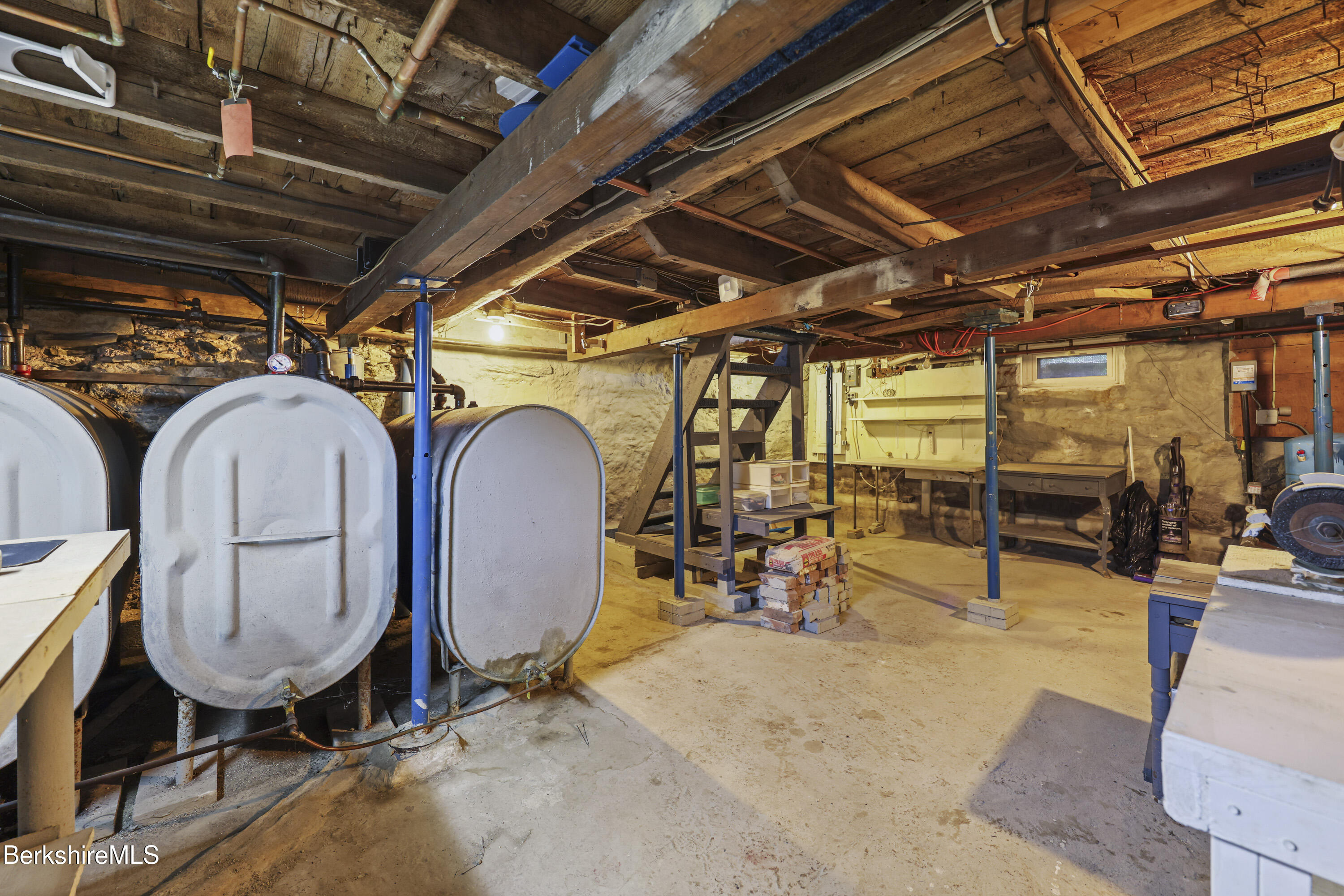 1400 Wells Rd, Cheshire, Massachusetts image 26