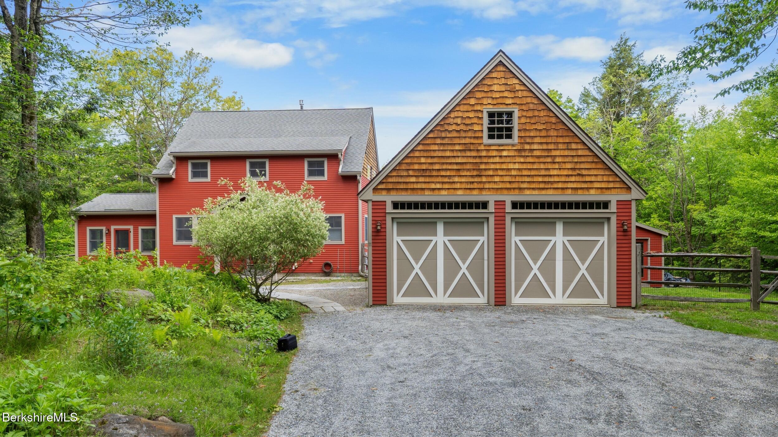 11 Jamie Ln, Sandisfield, Massachusetts image 2