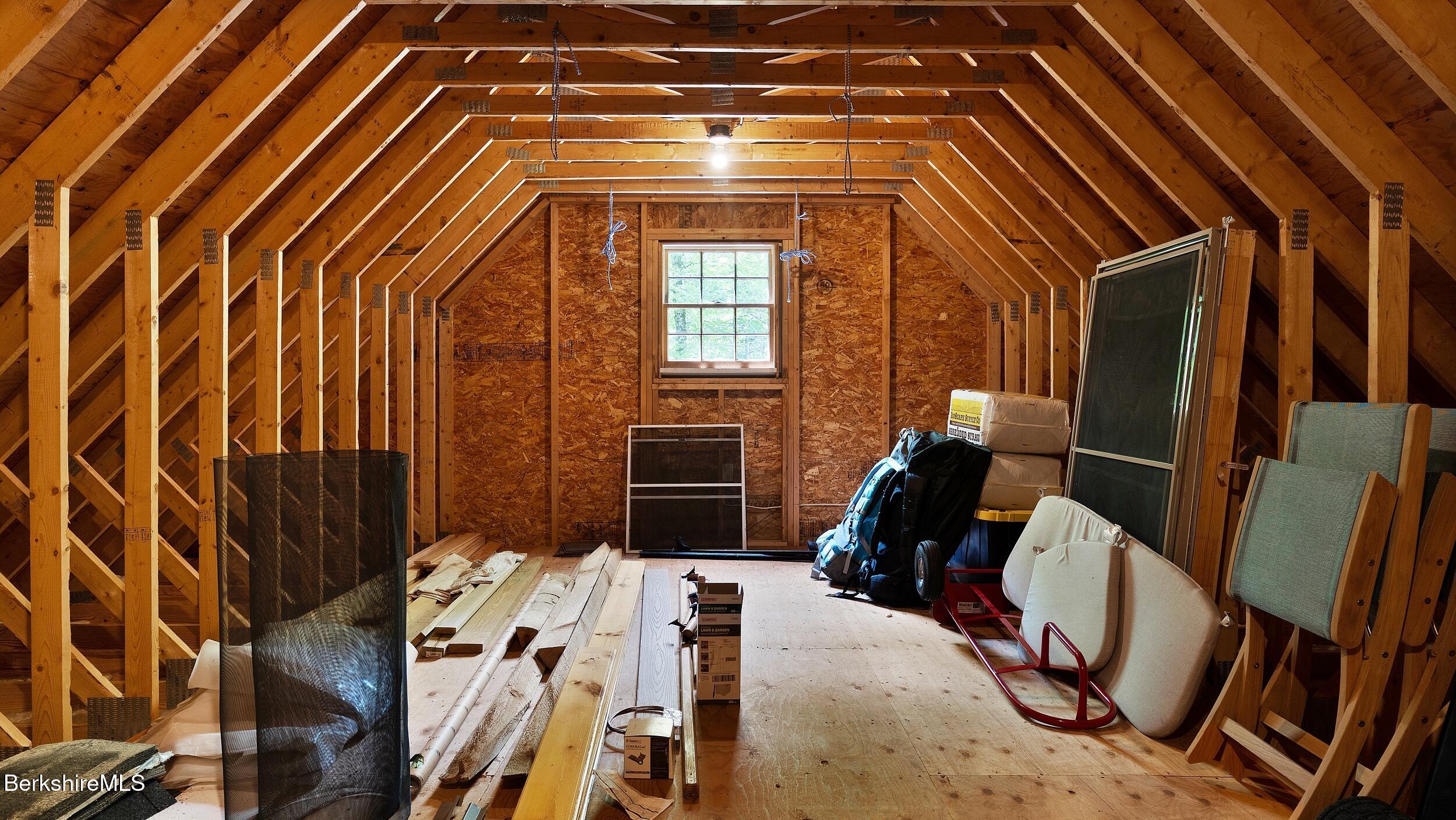 11 Jamie Ln, Sandisfield, Massachusetts image 43