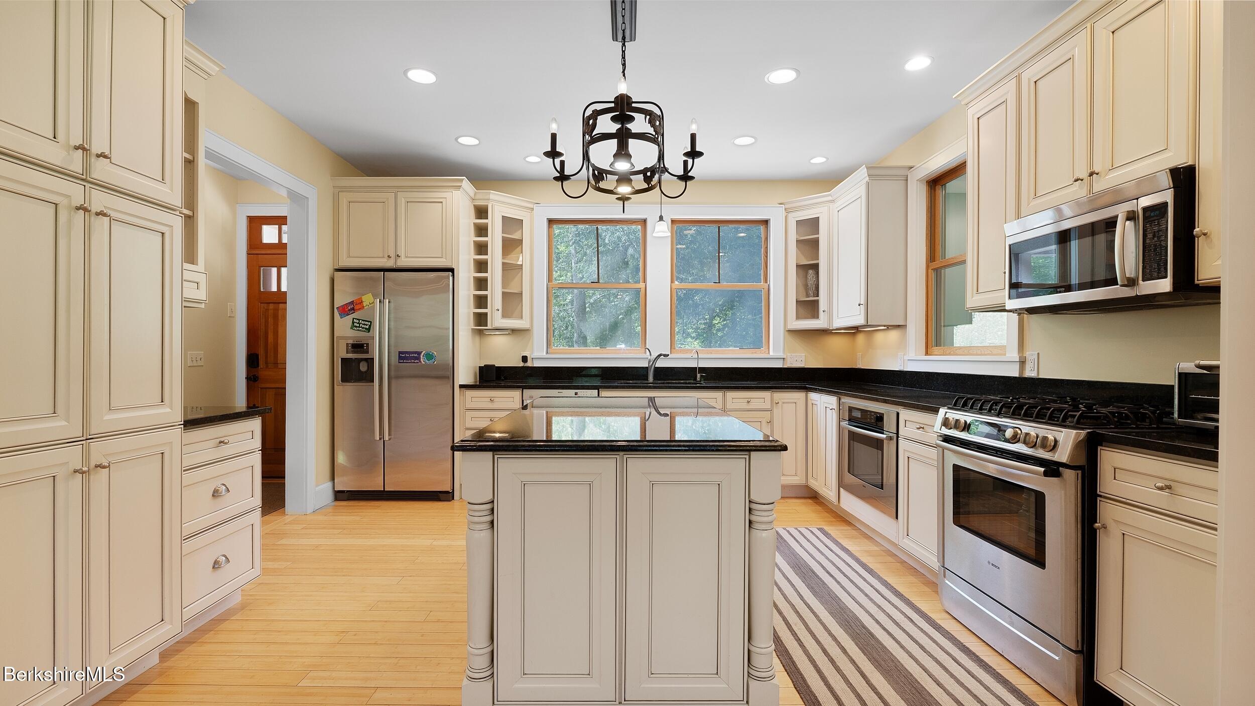 11 Jamie Ln, Sandisfield, Massachusetts image 12