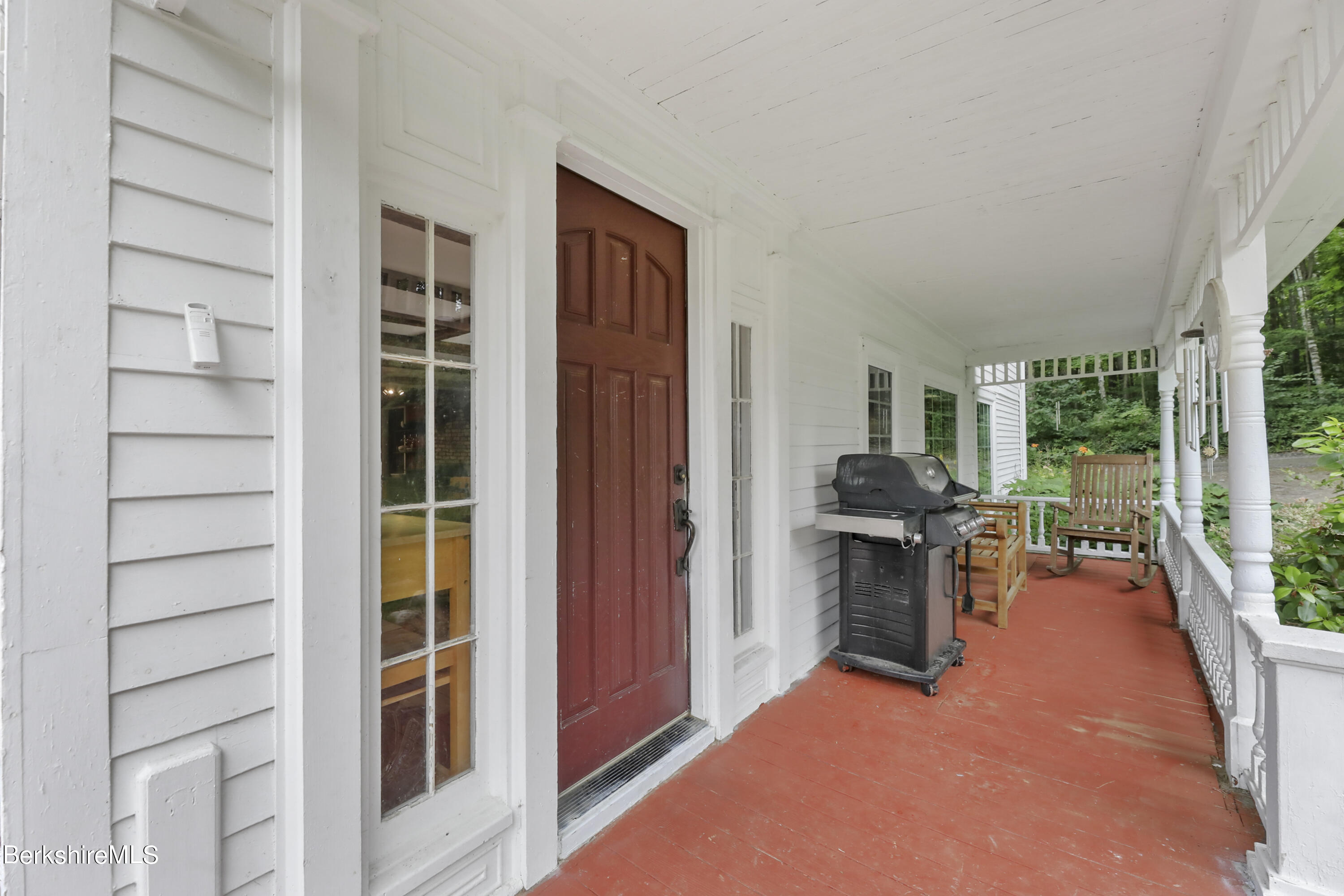 1040 N Main St, Lanesborough, Massachusetts image 11