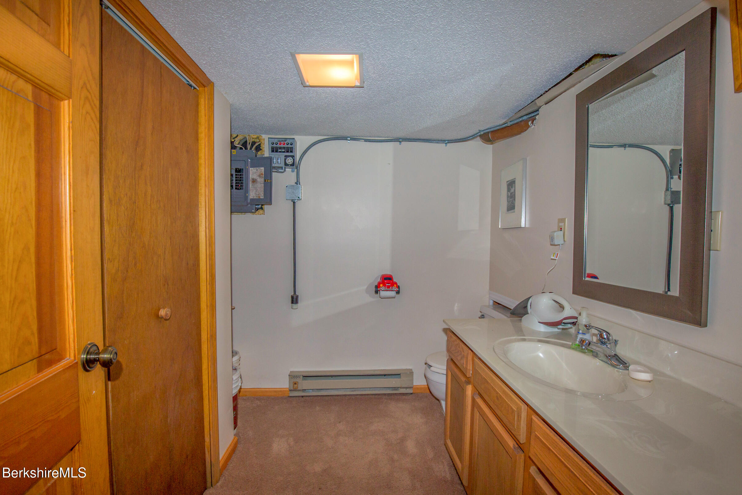 185 Pine Rd, Otis, Massachusetts image 19