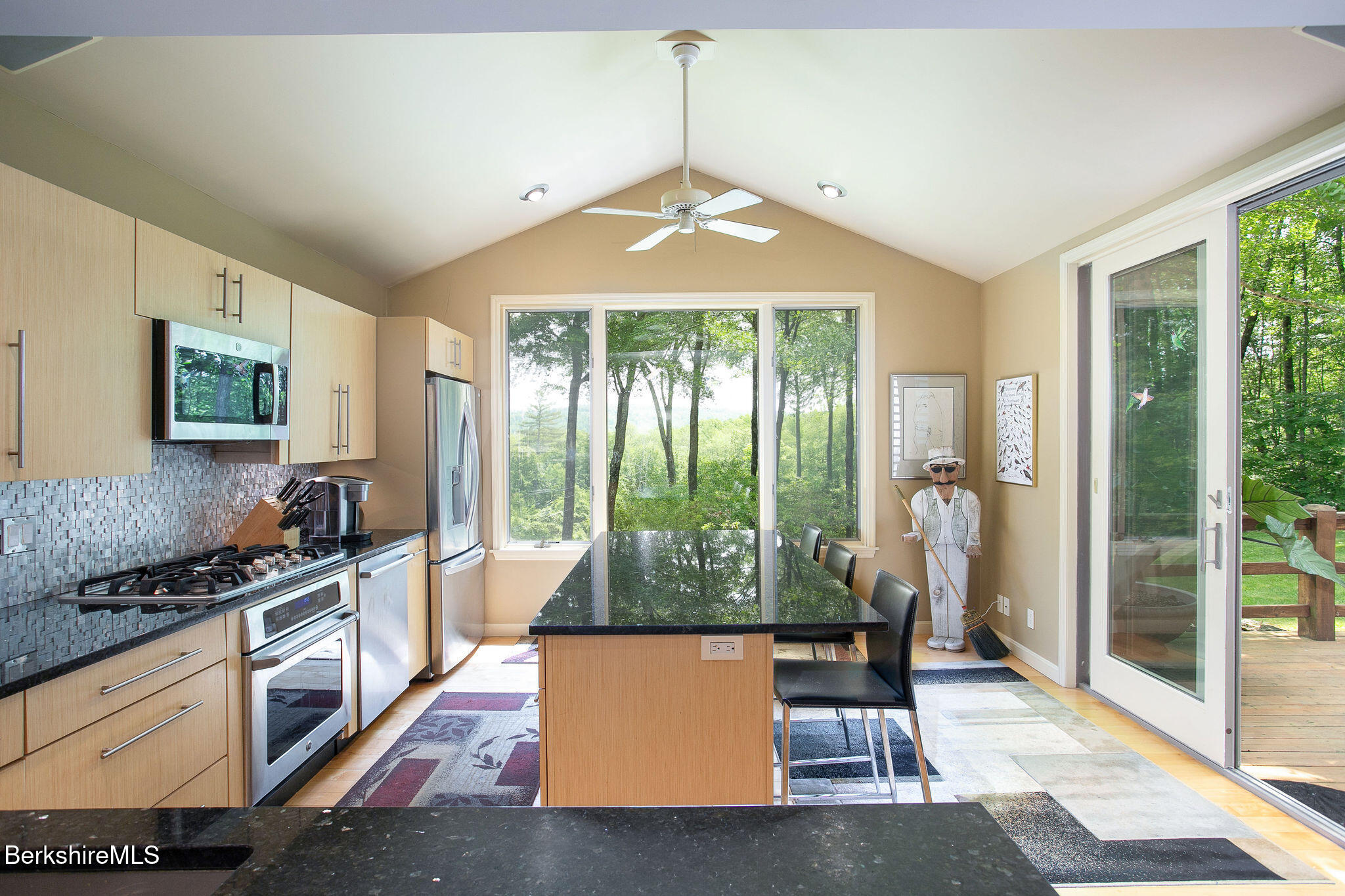 360 Brush Hill Rd, Sheffield, Massachusetts image 20