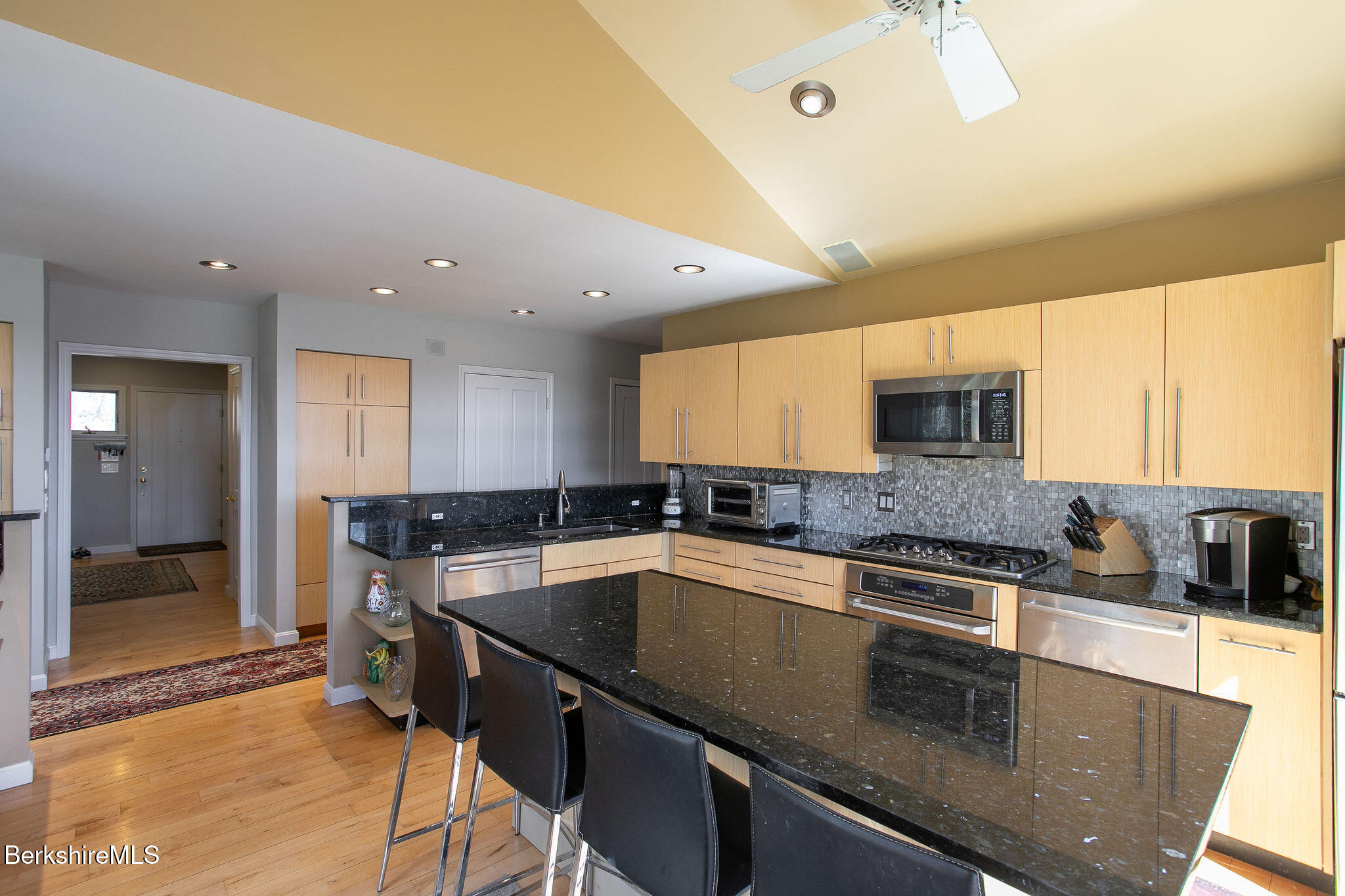 360 Brush Hill Rd, Sheffield, Massachusetts image 22