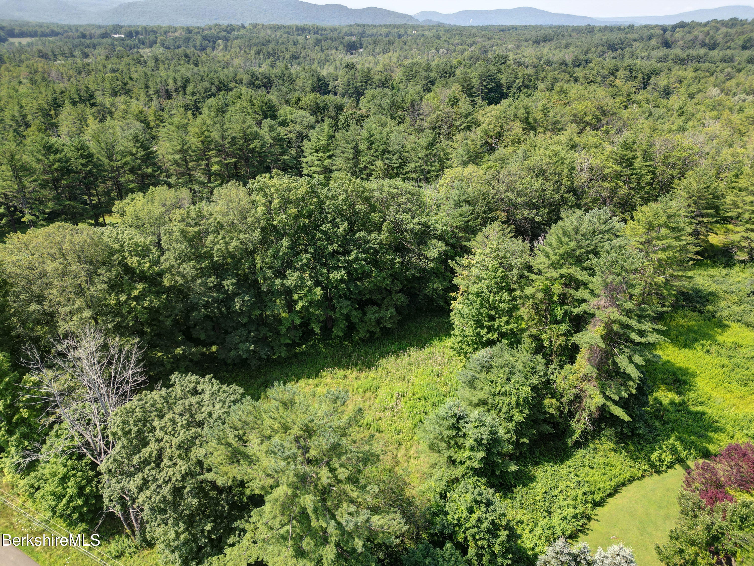 245 Spring St, Lee, Massachusetts image 2