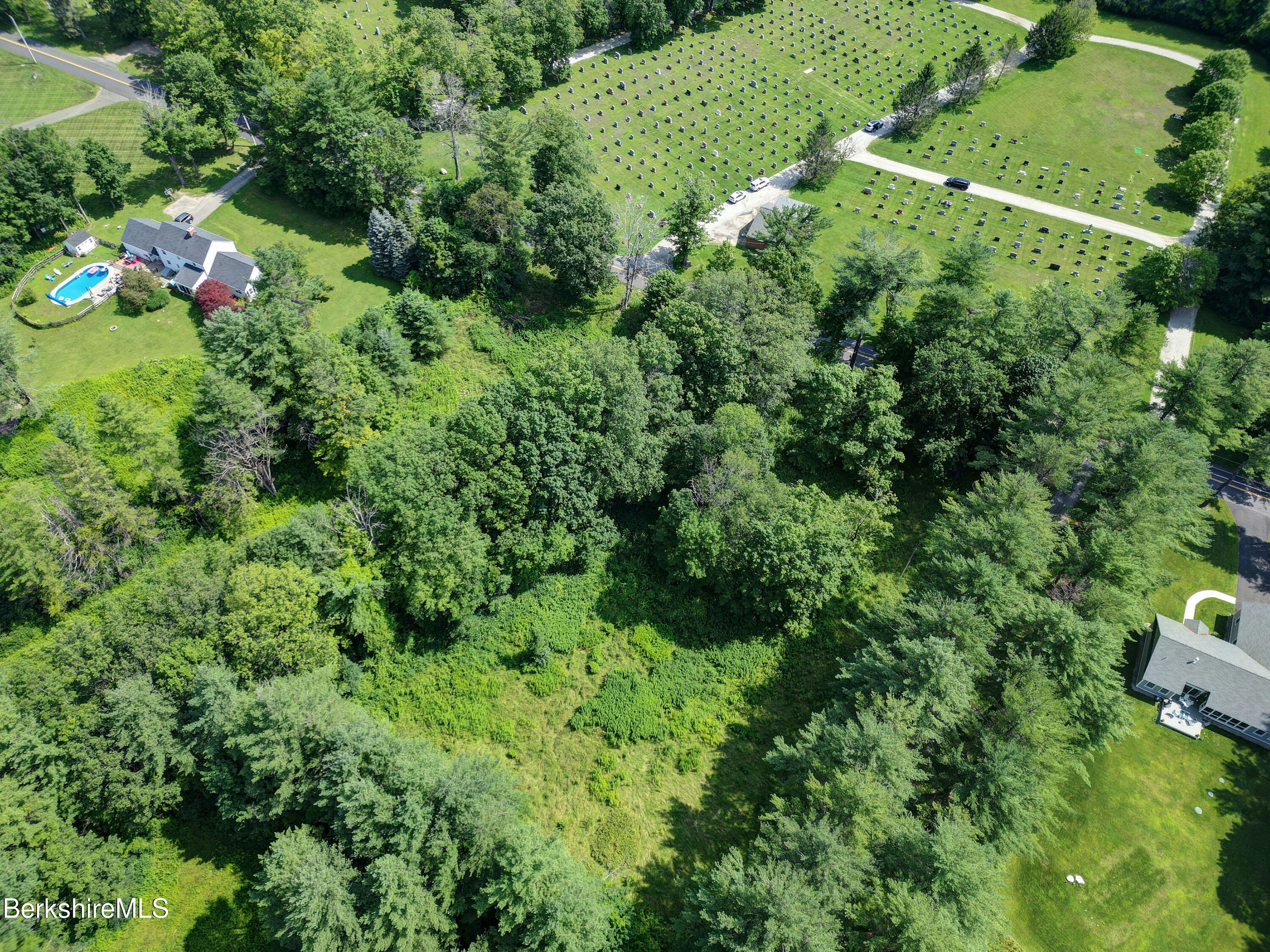 245 Spring St, Lee, Massachusetts image 3