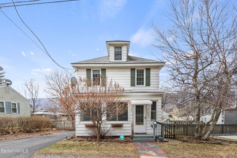 Homes For Sale - 18 Richmond Ln<br/> Adams, MA 01220