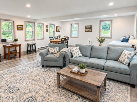 Homes For Rent - 181 Green River Rd<br/> Great Barrington, MA 01230