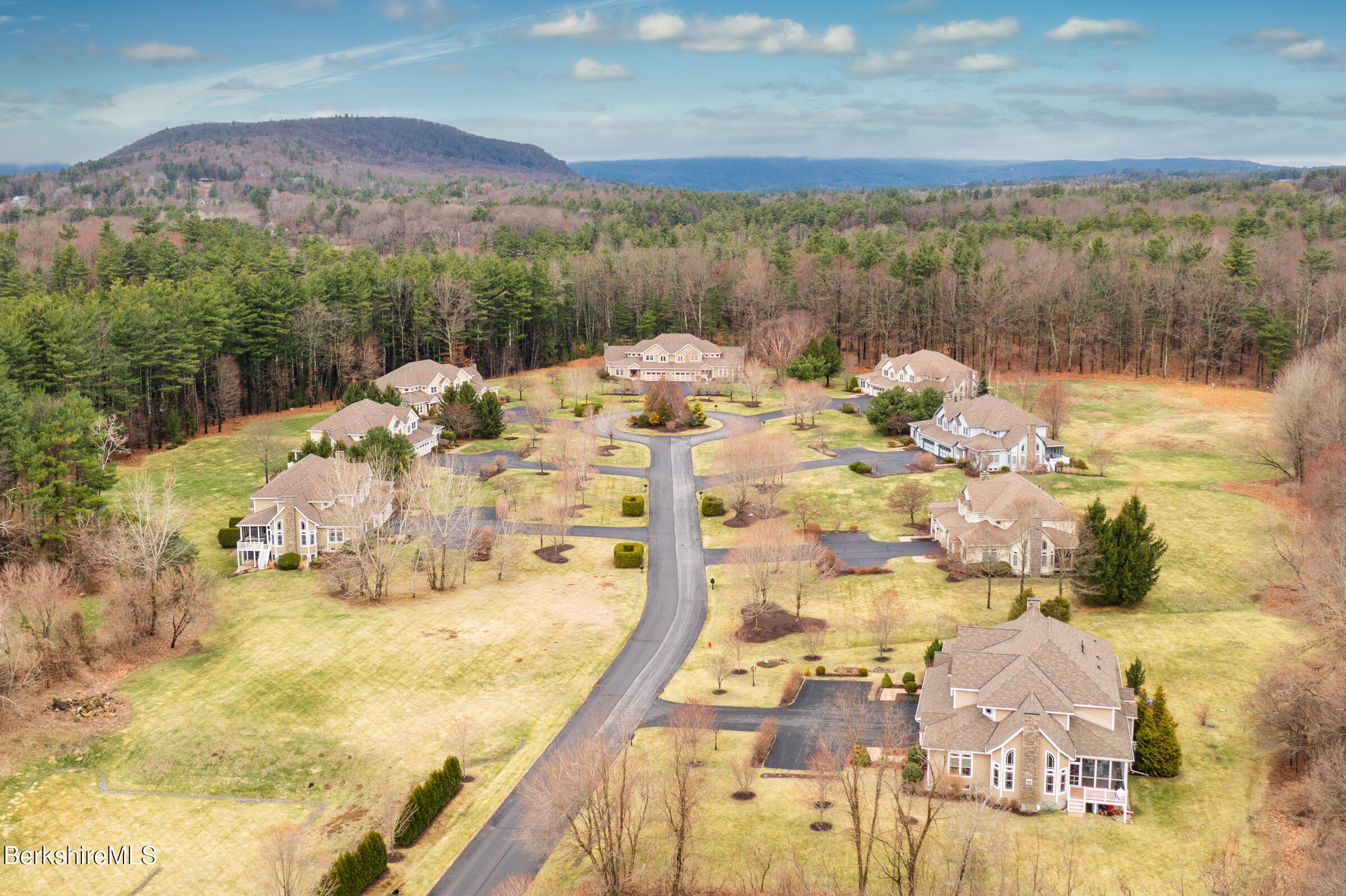 62 Stockbridge Ter, Lee, Massachusetts image 41
