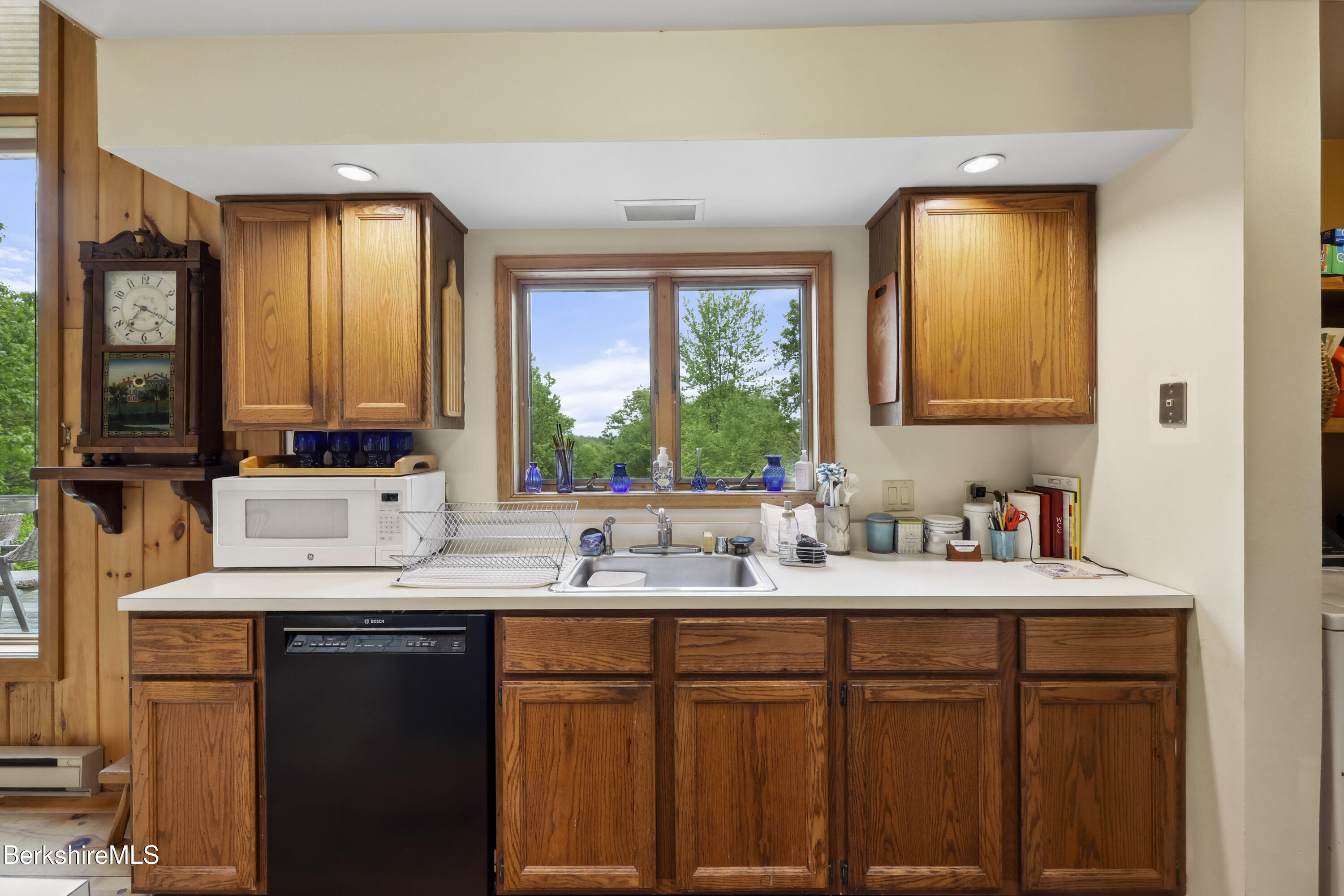 29 Old Village Rd, Alford, Massachusetts image 18