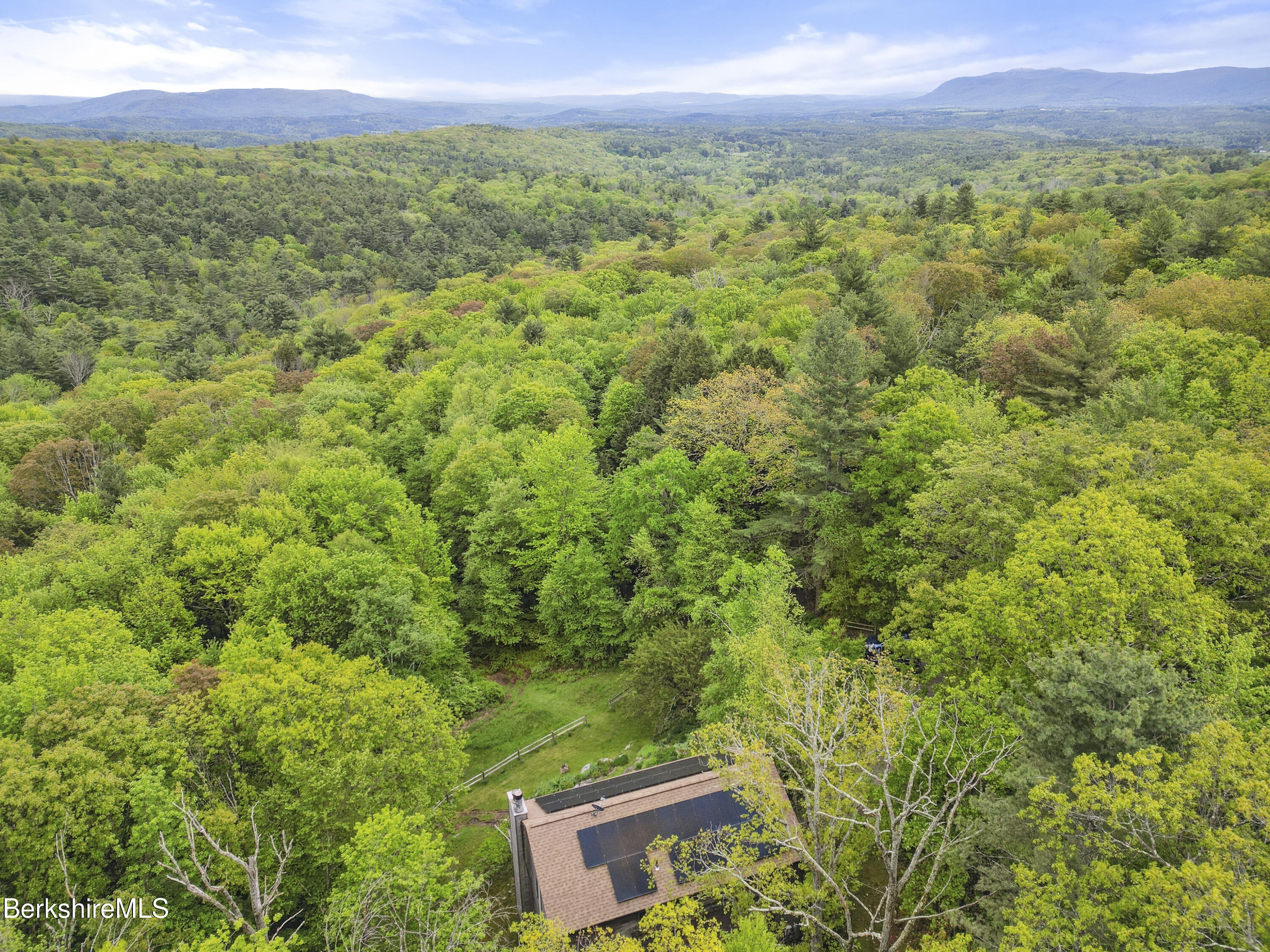 29 Old Village Rd, Alford, Massachusetts image 4