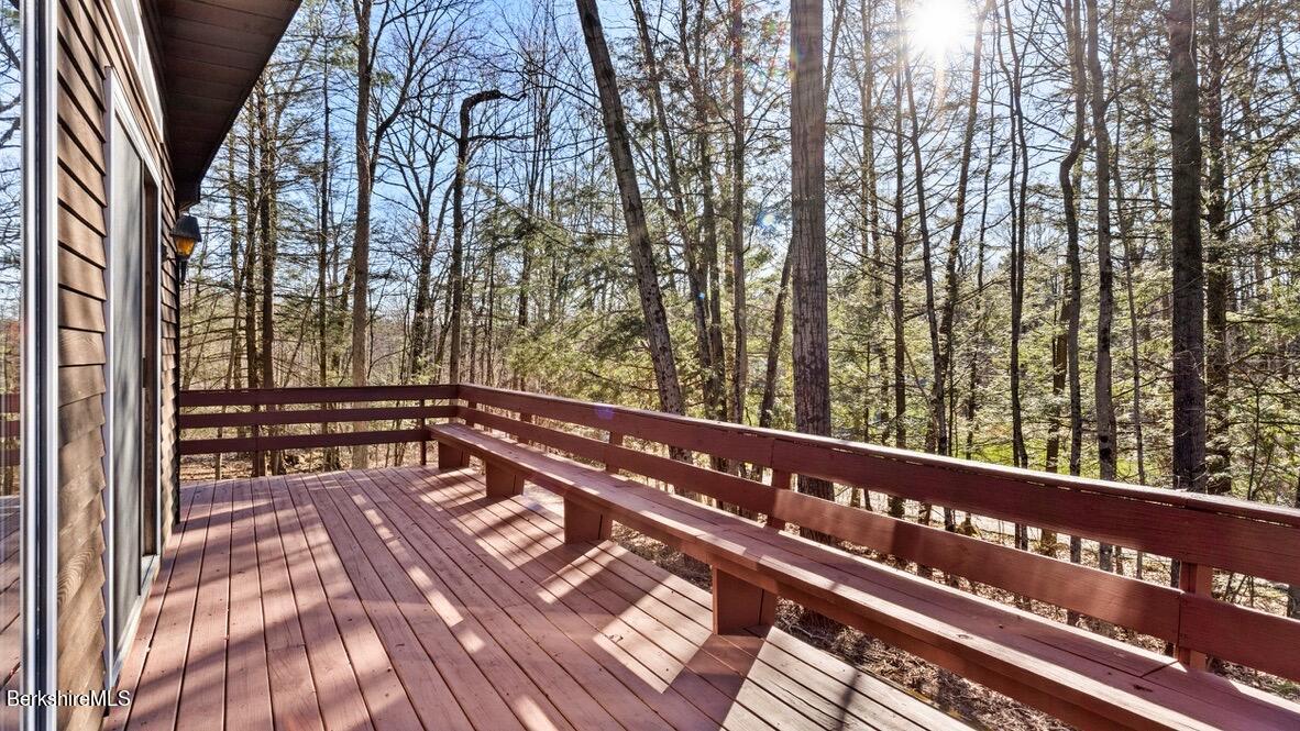 15 Elk Dr, Lee, Massachusetts image 30