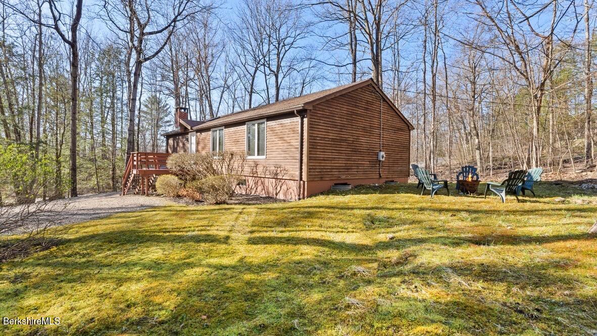 15 Elk Dr, Lee, Massachusetts image 32