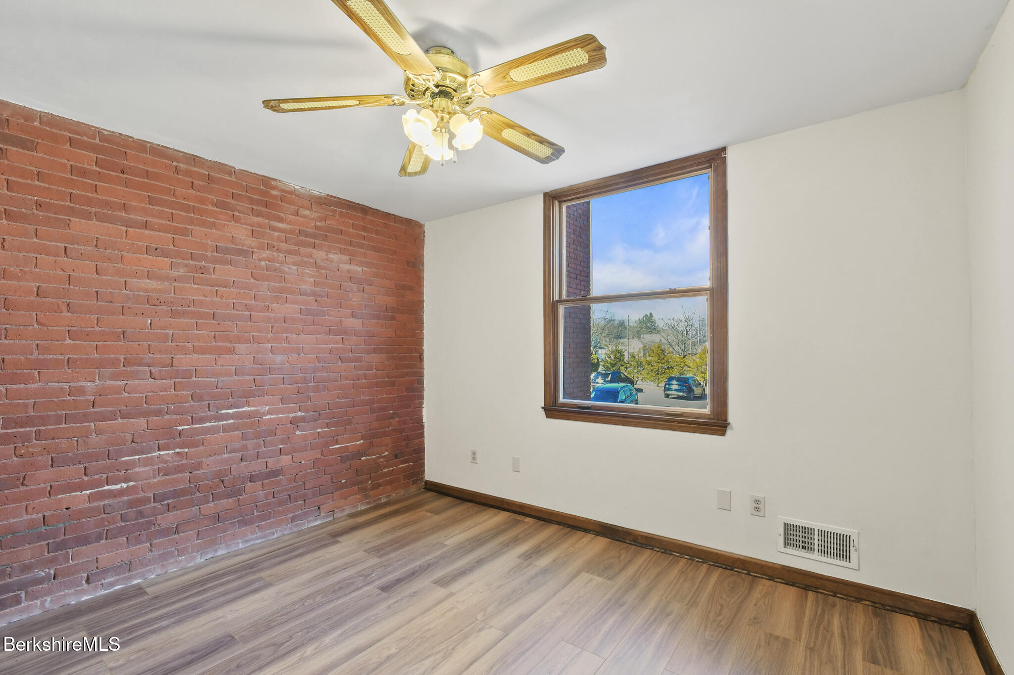 60 North St #9, Dalton, Massachusetts image 29