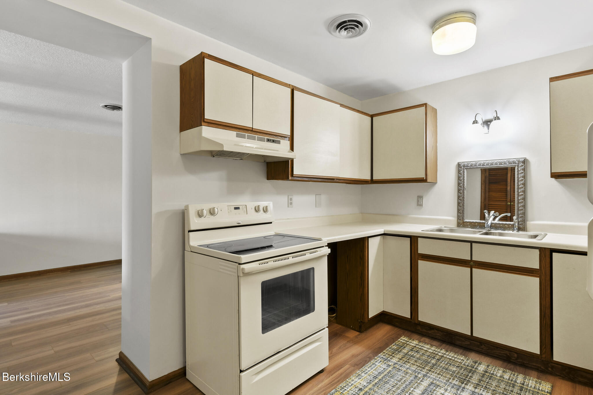 60 North St #9, Dalton, Massachusetts image 22