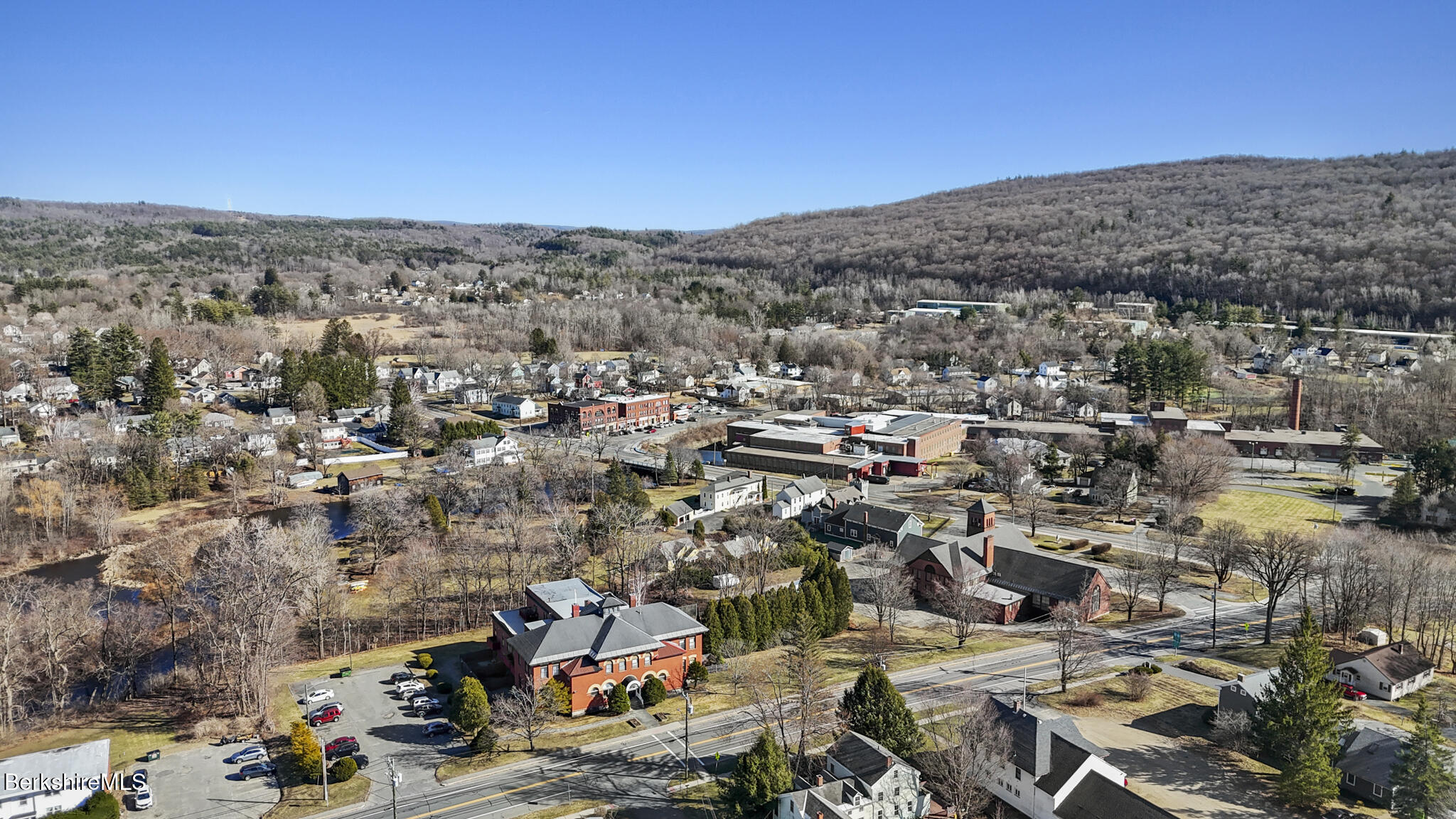 60 North St #9, Dalton, Massachusetts image 9