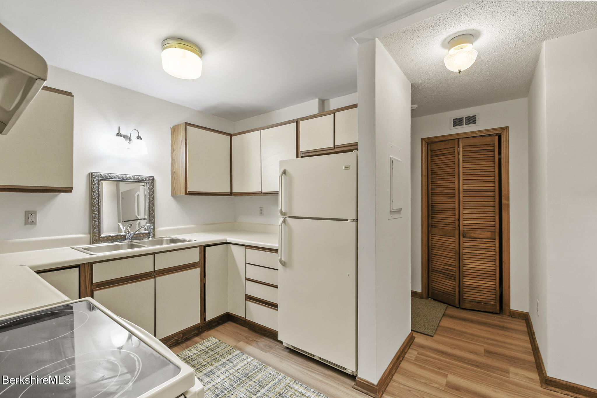 60 North St #9, Dalton, Massachusetts image 23