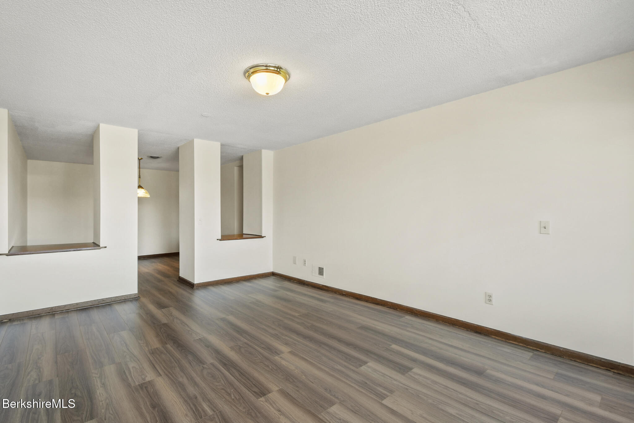 60 North St #9, Dalton, Massachusetts image 18