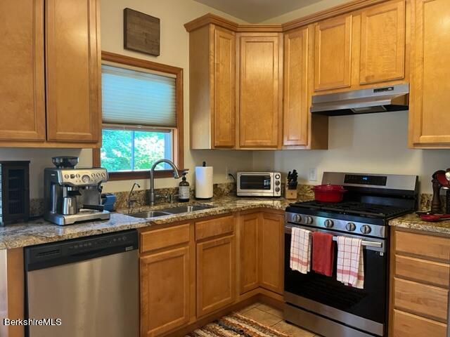 8 Stanley Dr #A-4, Great Barrington, Massachusetts image 8