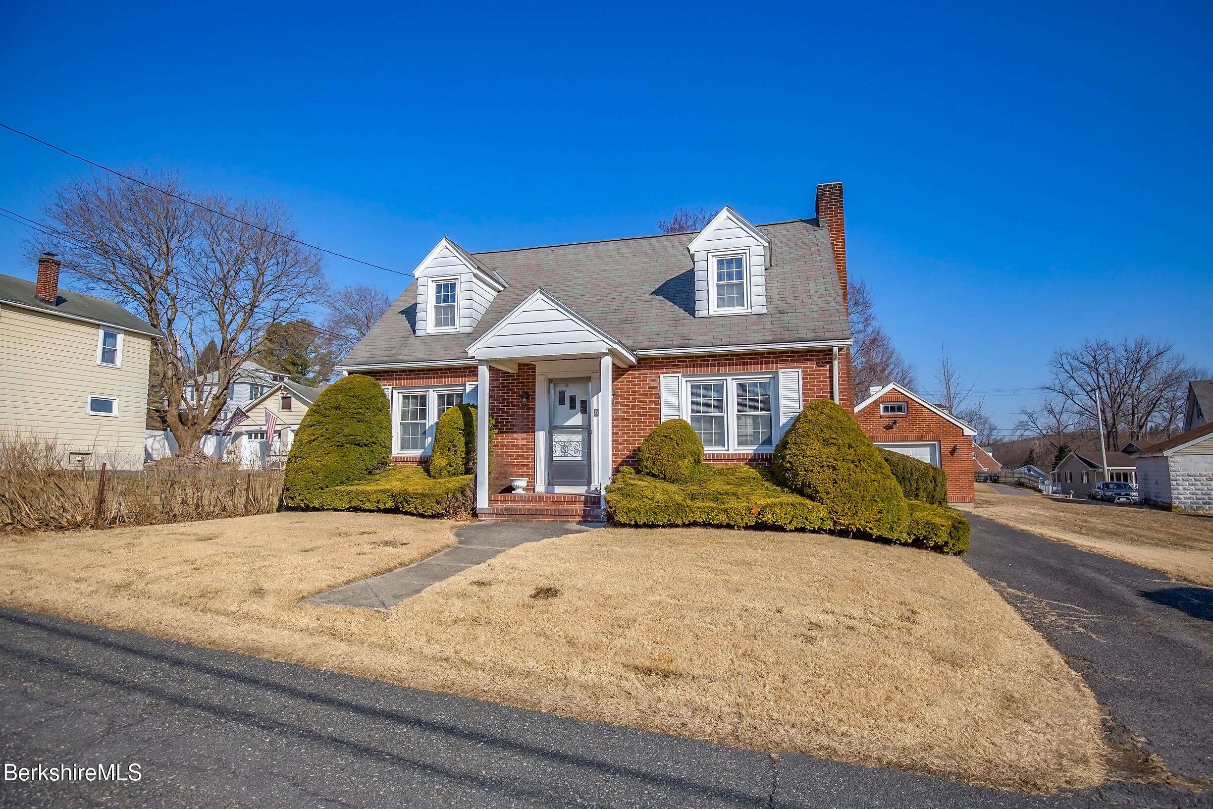 6 Margerie St, Lee, Massachusetts image 4